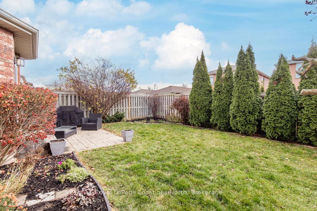 Photo 42 of 45 Holly Meadow Road, Barrie, Holly — HOMEH