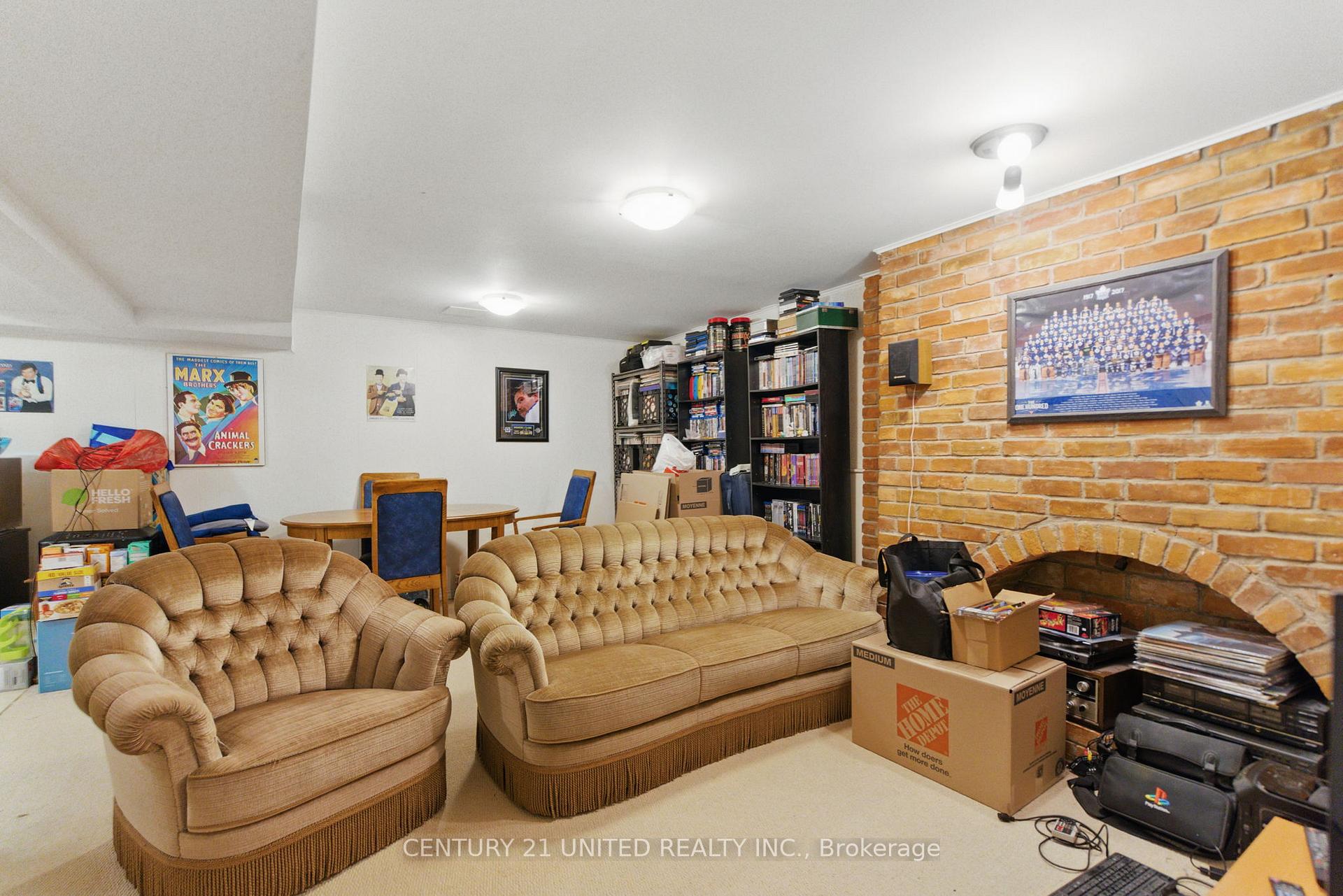 Photo 22 of 243 Lupin Drive, Whitby, Downtown Whitby — HOMEH