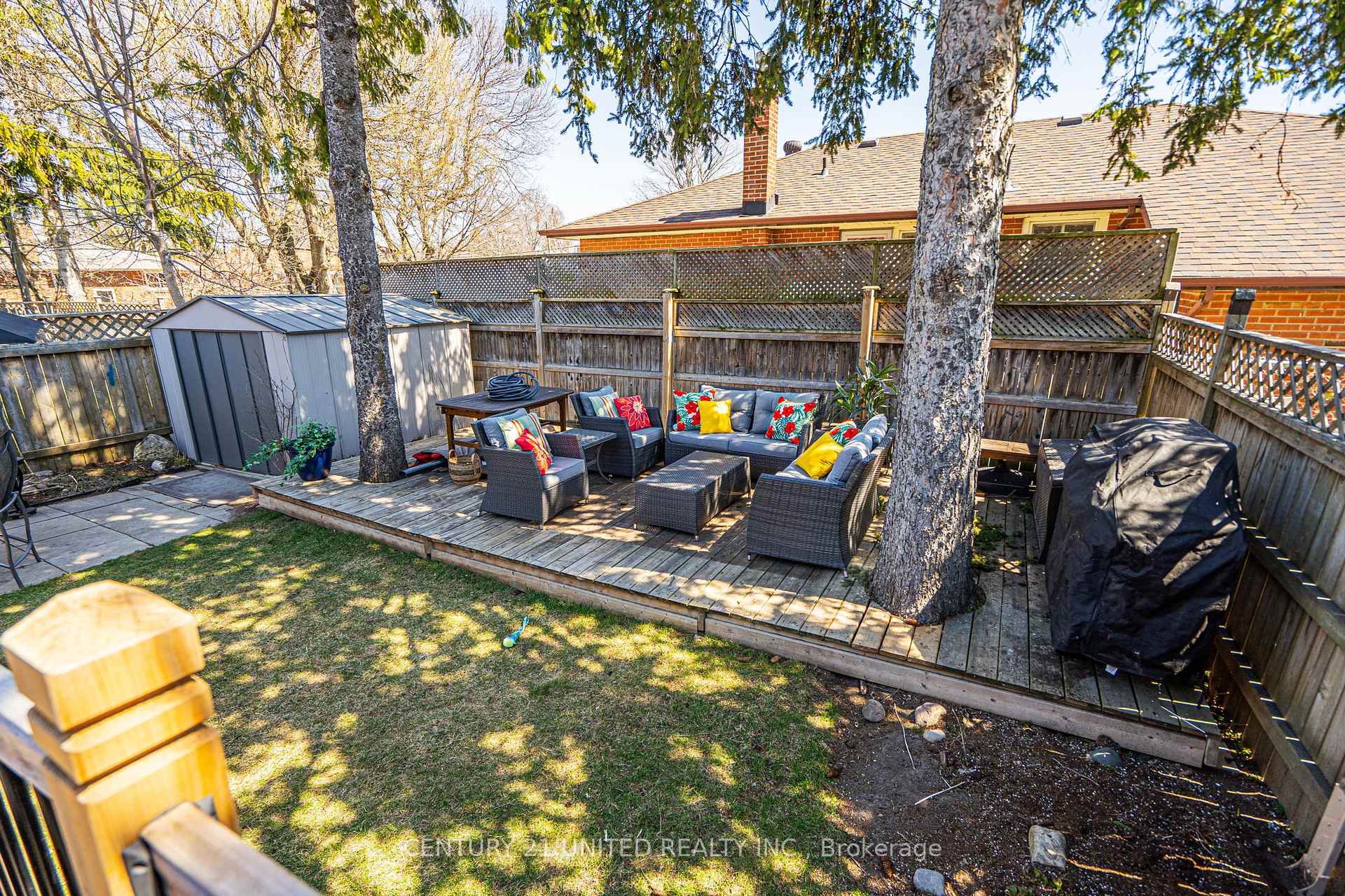 Photo 32 of 243 Lupin Drive, Whitby, Downtown Whitby — HOMEH