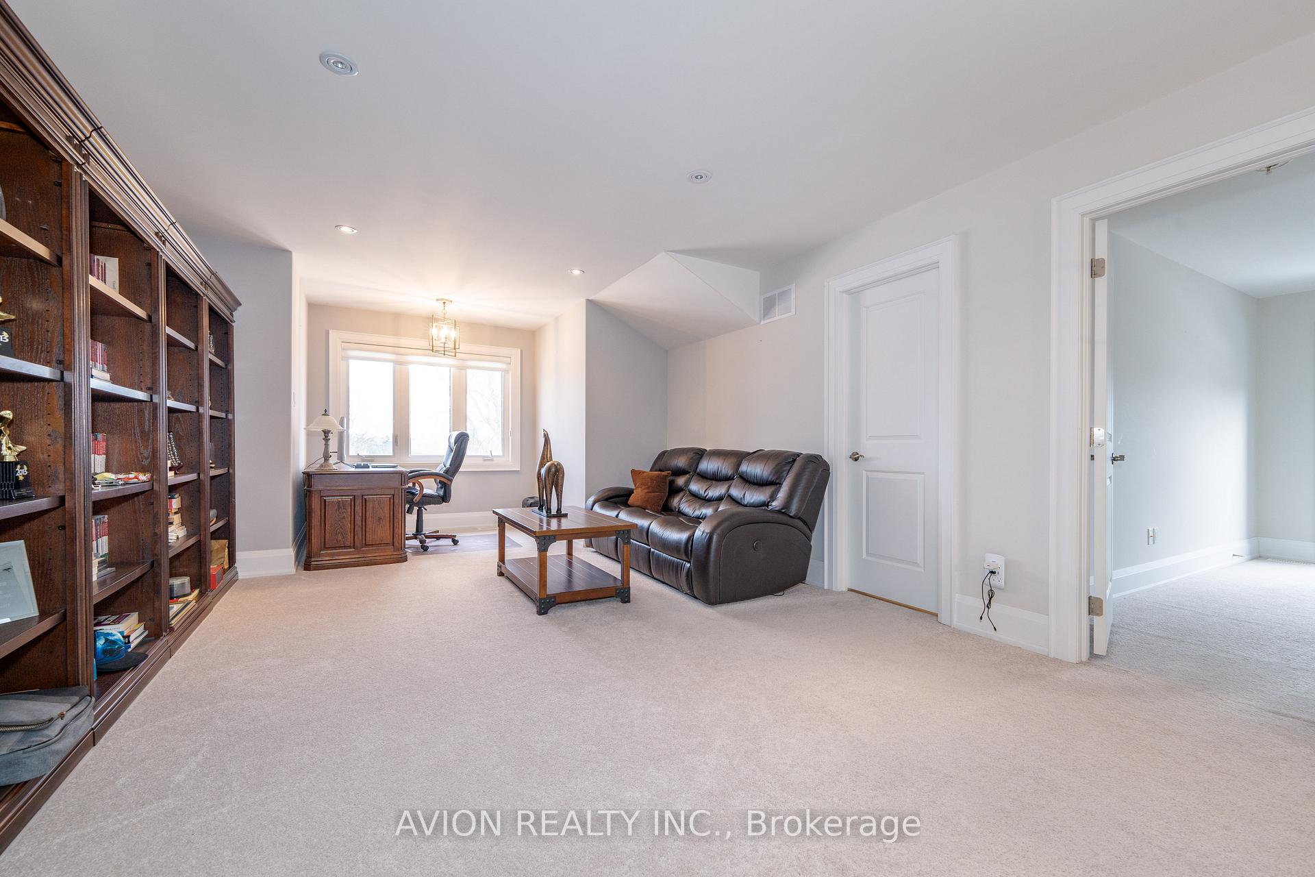 Photo 33 of 705 Hillview Crescent, Pickering, West Shore — HOMEH