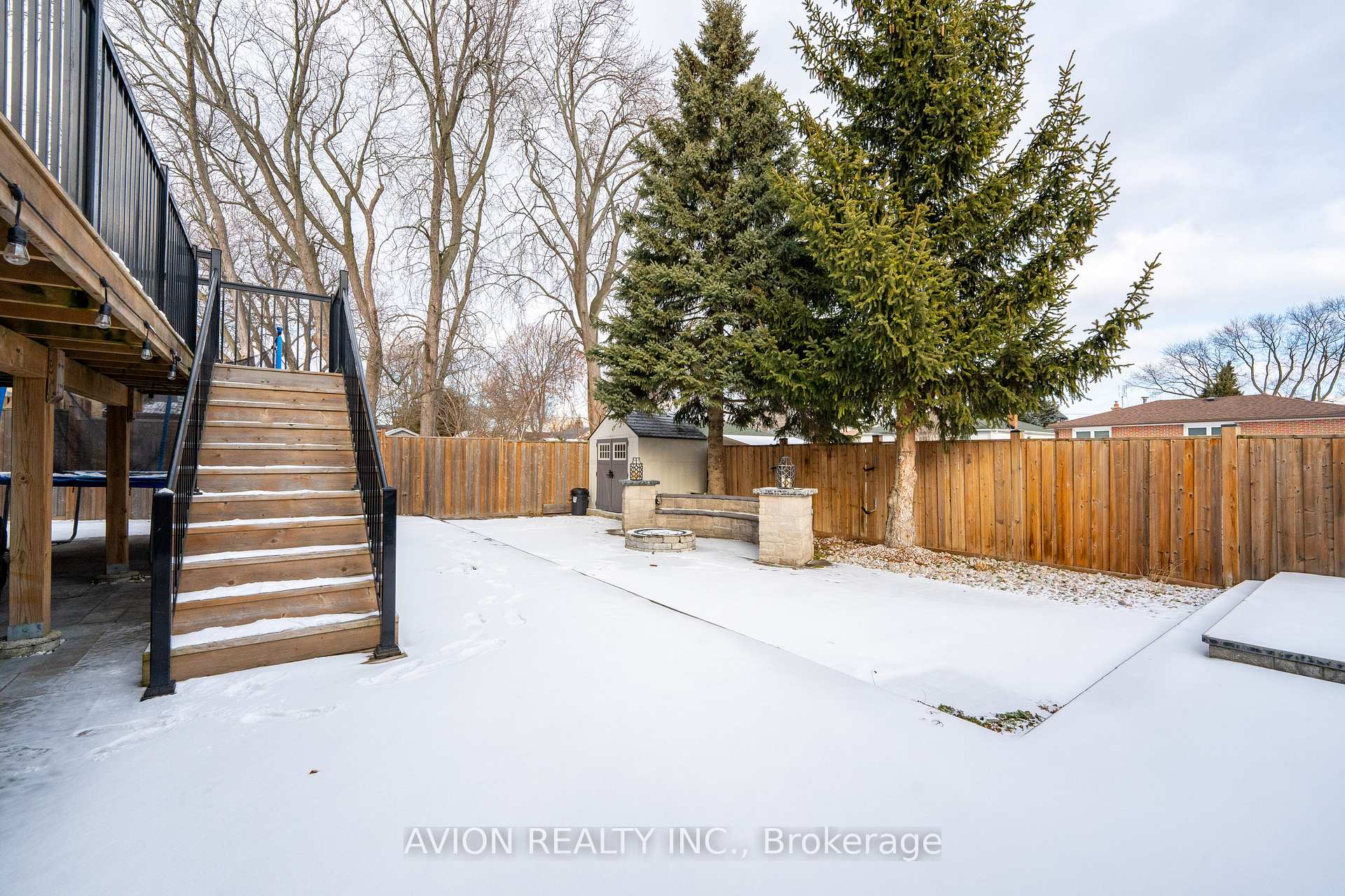 Photo 38 of 705 Hillview Crescent, Pickering, West Shore — HOMEH