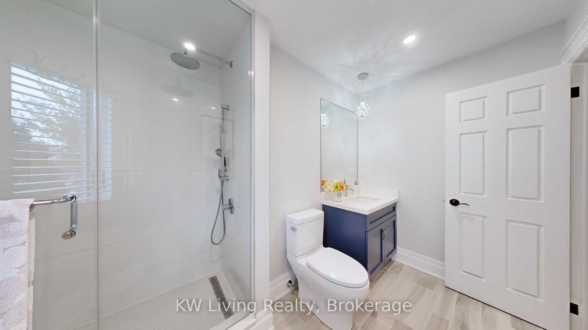 Photo 31 of 5 Chadwick Crescent, Richmond Hill, Bayview Hill — HOMEH