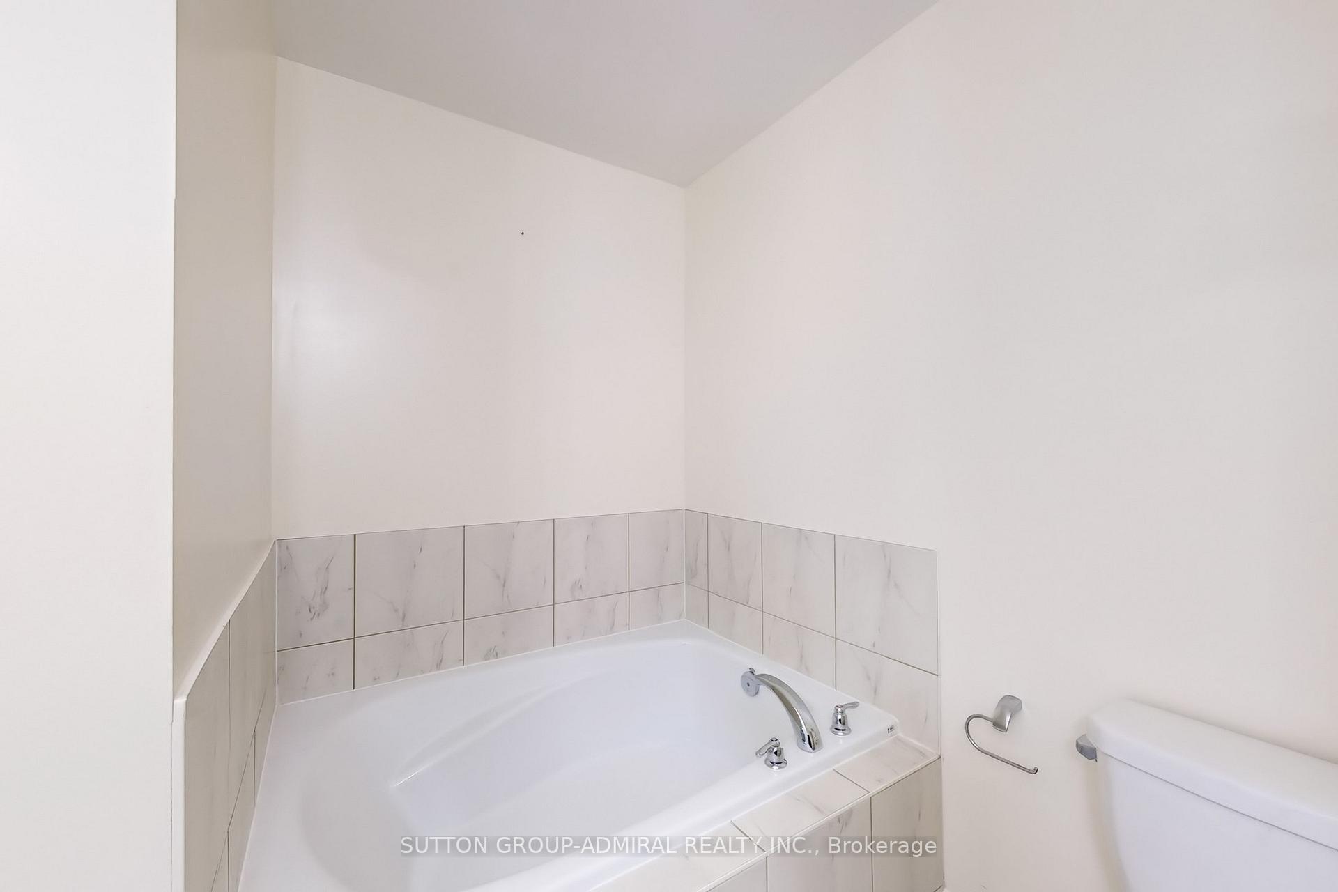 Photo 22 of 13329 Bathurst Street, Richmond Hill, Oak Ridges — HOMEH