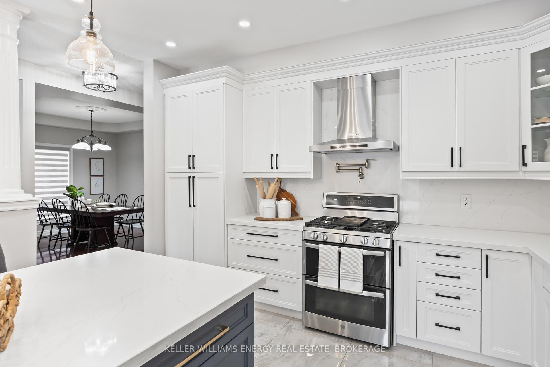 Photo 11 of 842 Darwin Drive, Pickering, Dunbarton — HOMEH