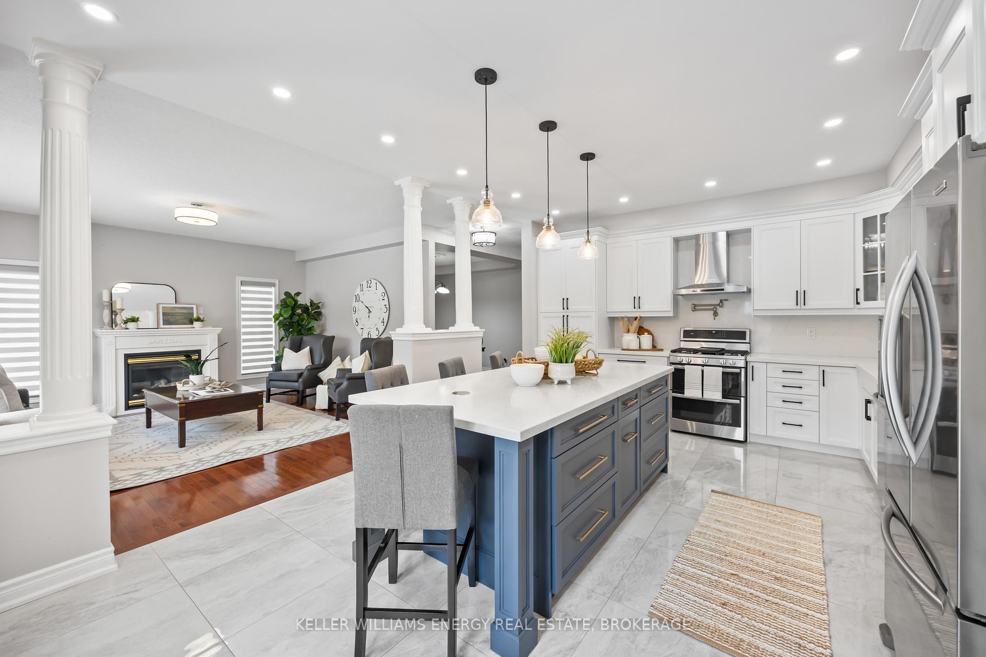 Photo 14 of 842 Darwin Drive, Pickering, Dunbarton — HOMEH