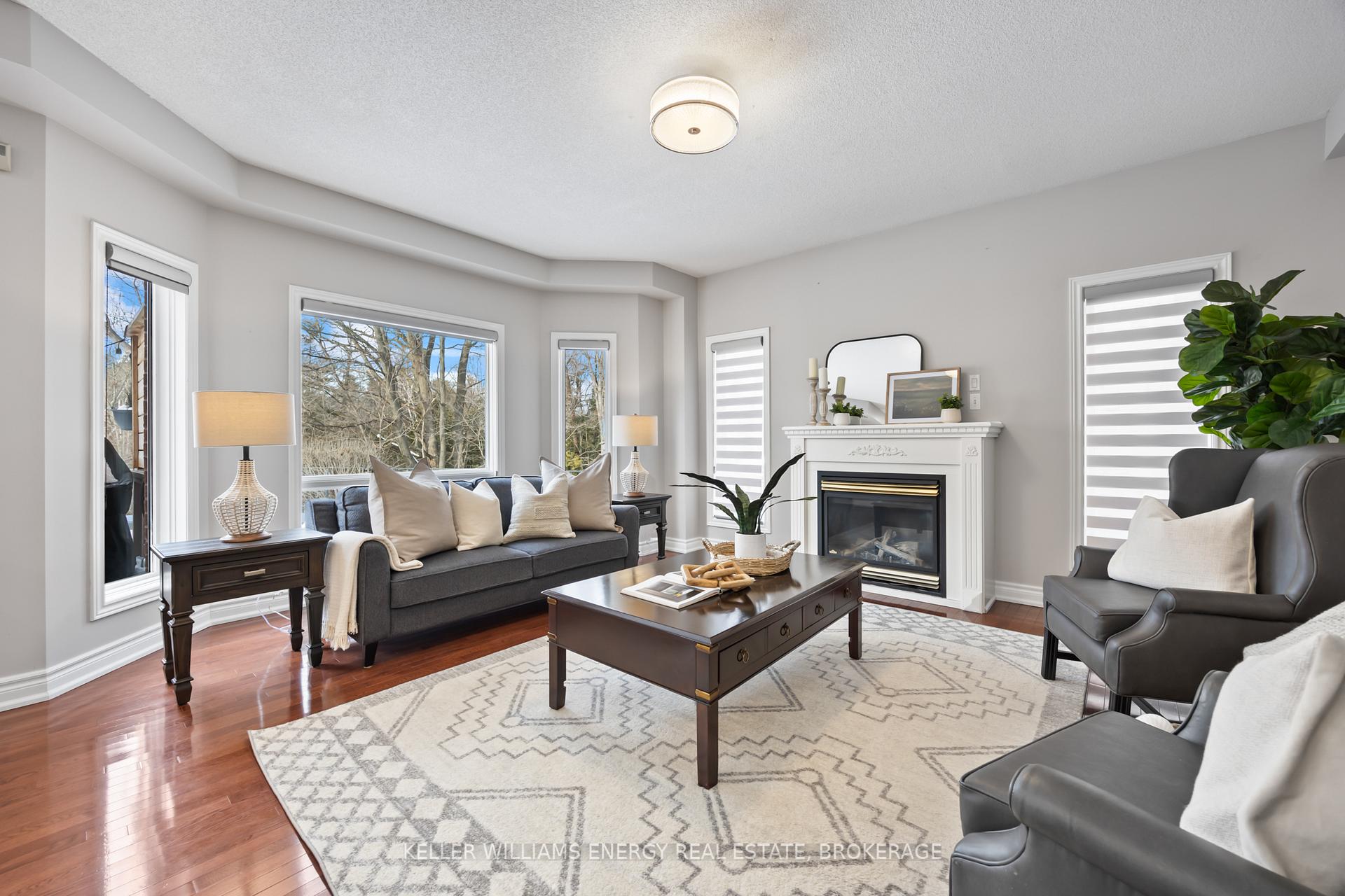 Photo 16 of 842 Darwin Drive, Pickering, Dunbarton — HOMEH