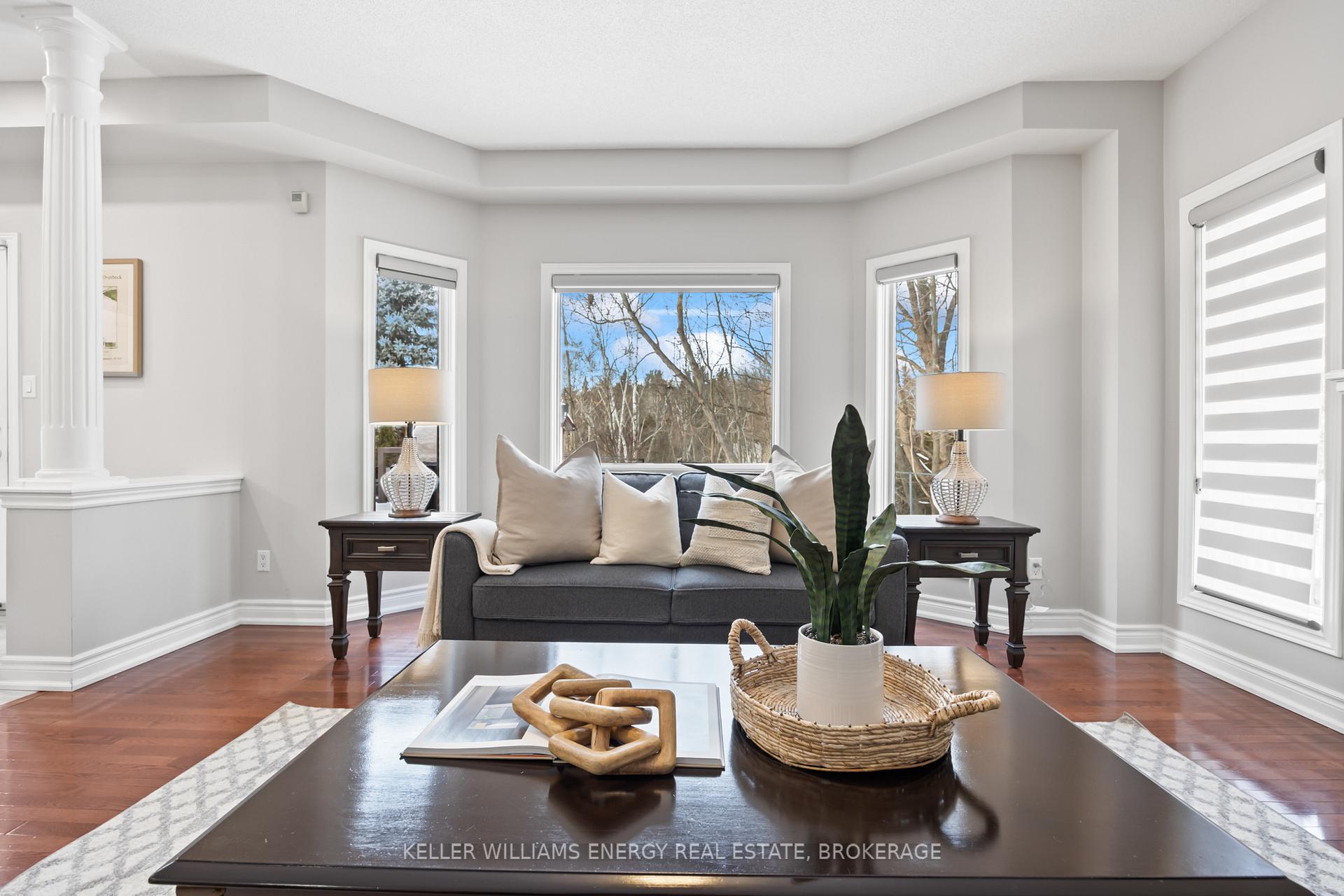 Photo 17 of 842 Darwin Drive, Pickering, Dunbarton — HOMEH