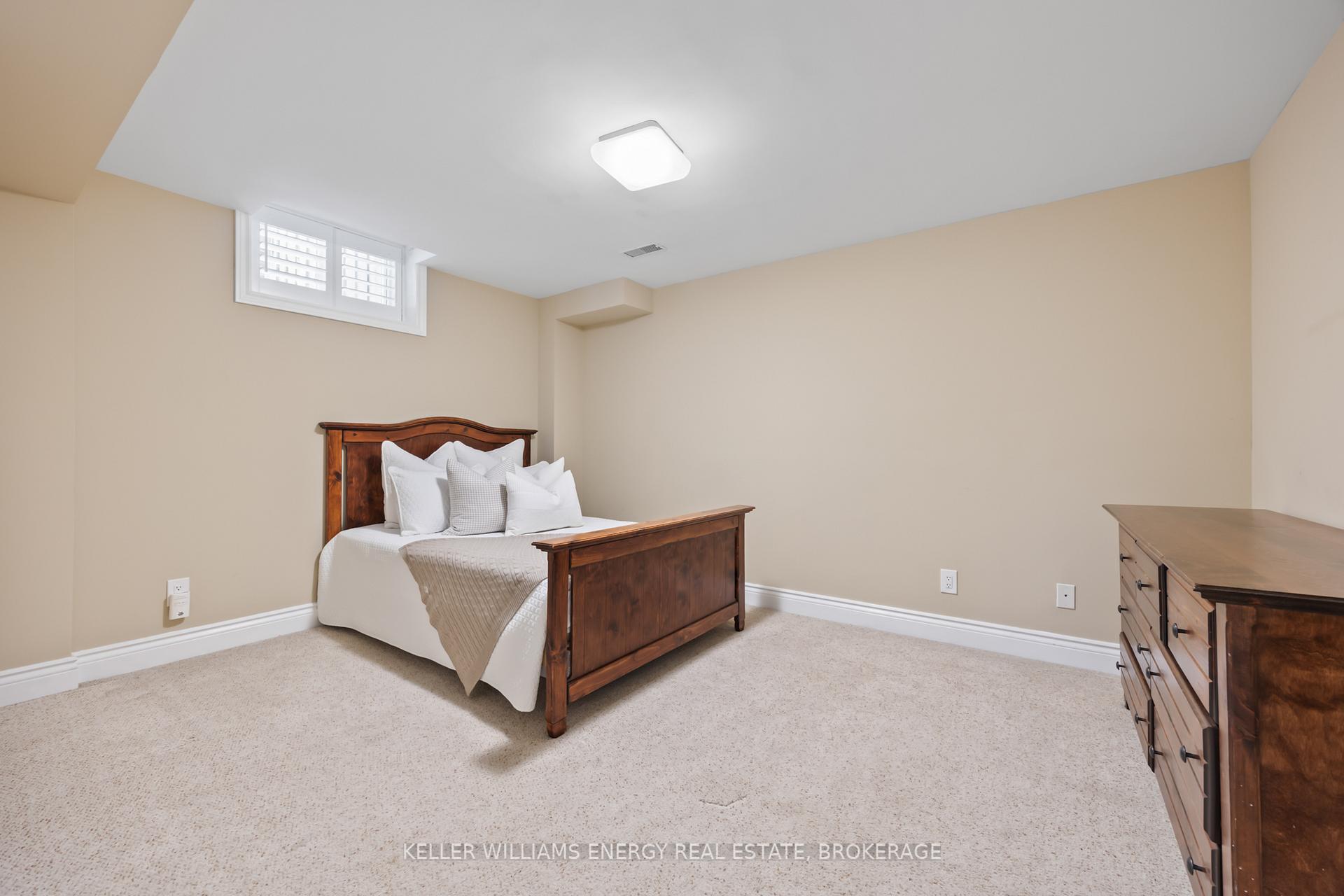 Photo 38 of 842 Darwin Drive, Pickering, Dunbarton — HOMEH