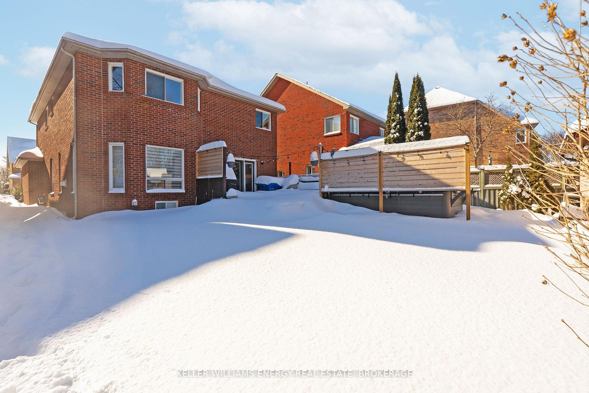 Photo 40 of 842 Darwin Drive, Pickering, Dunbarton — HOMEH