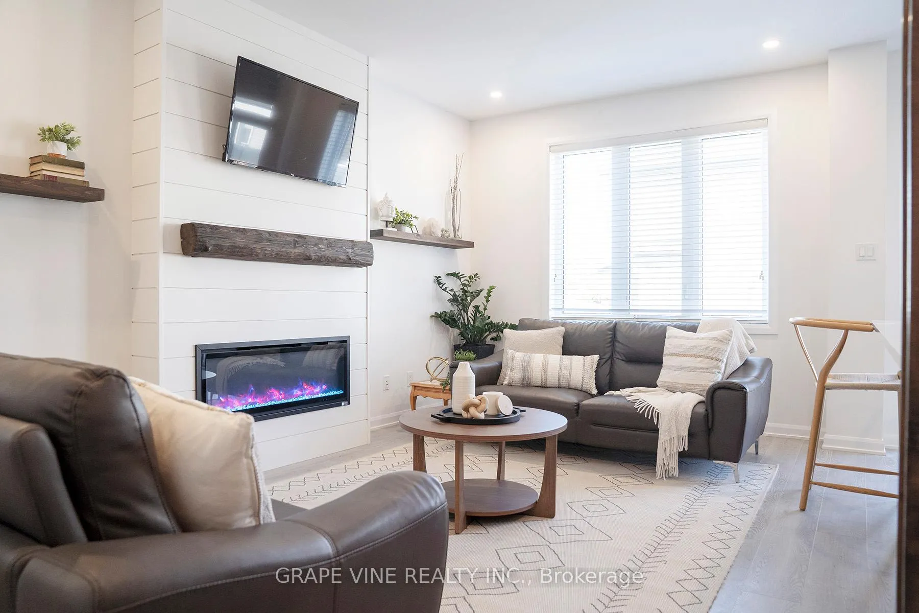 Photo 11 of 2057 Caltra Crescent, Ottawa, Barrhaven - Half Moon Bay — HOMEH