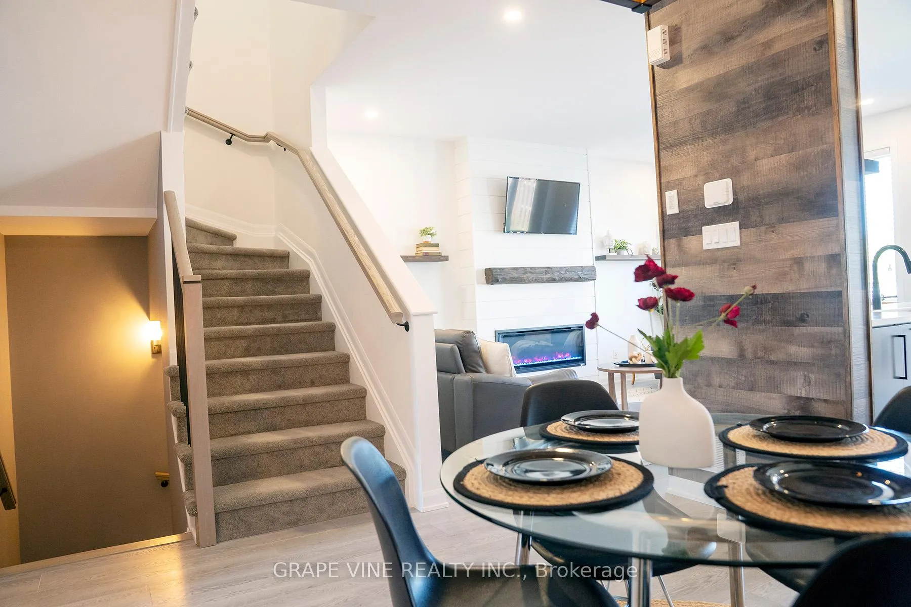 Photo 23 of 2057 Caltra Crescent, Ottawa, Barrhaven - Half Moon Bay — HOMEH