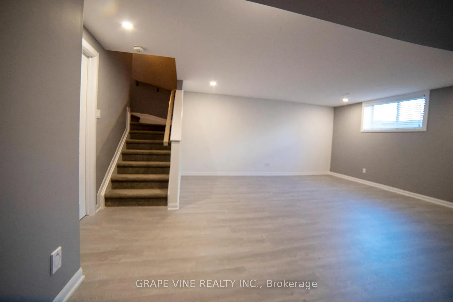 Photo 42 of 2057 Caltra Crescent, Ottawa, Barrhaven - Half Moon Bay — HOMEH