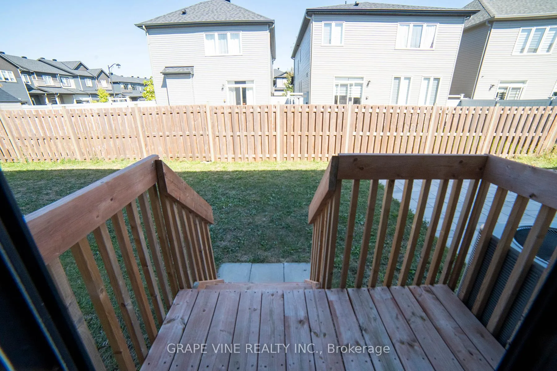 Photo 46 of 2057 Caltra Crescent, Ottawa, Barrhaven - Half Moon Bay — HOMEH