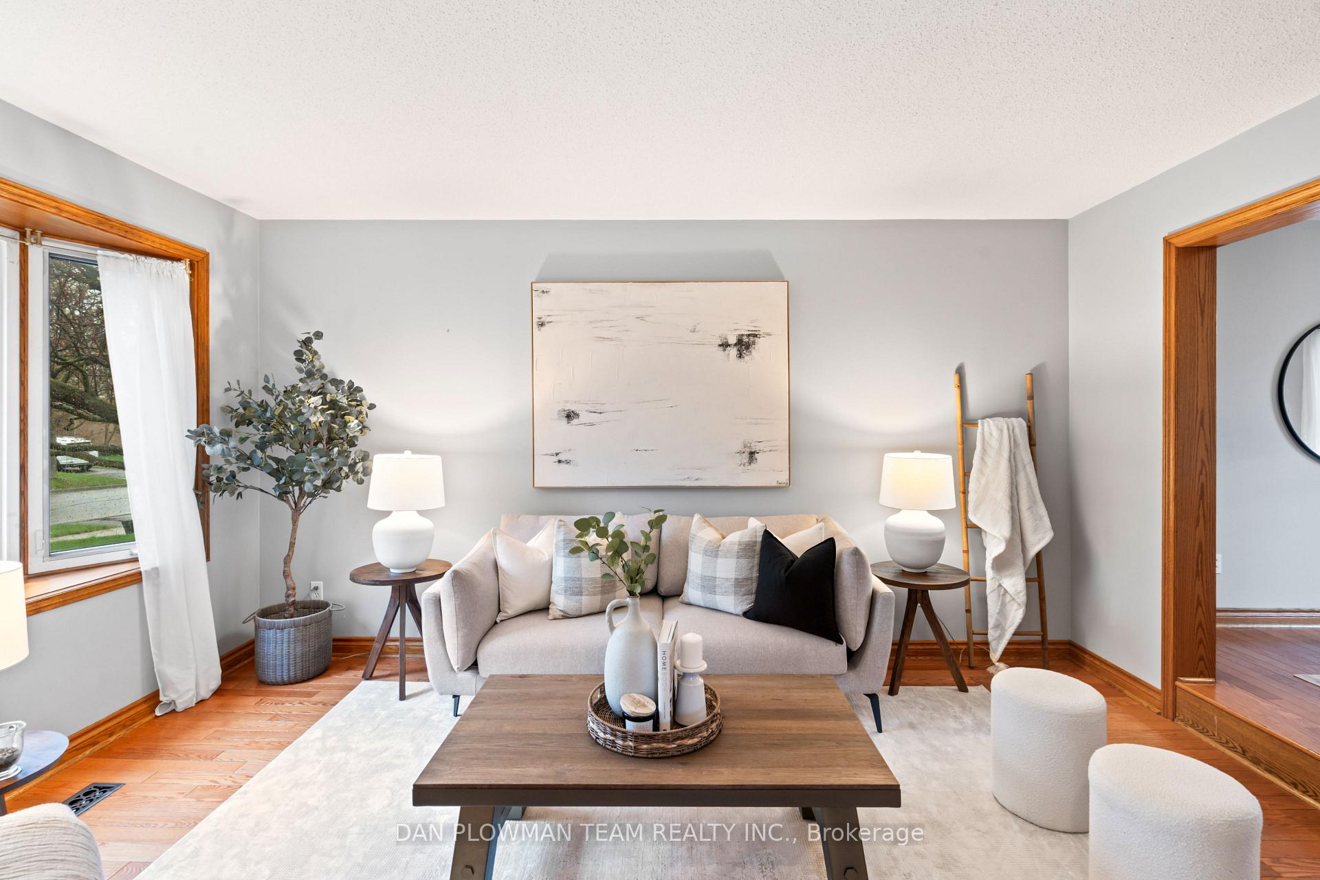 Photo 4 of 12 Vanessa Place, Whitby, Blue Grass Meadows — HOMEH