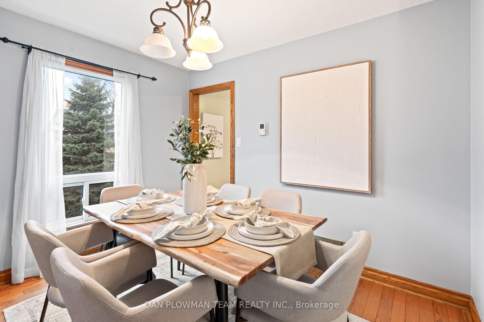 Photo 8 of 12 Vanessa Place, Whitby, Blue Grass Meadows — HOMEH