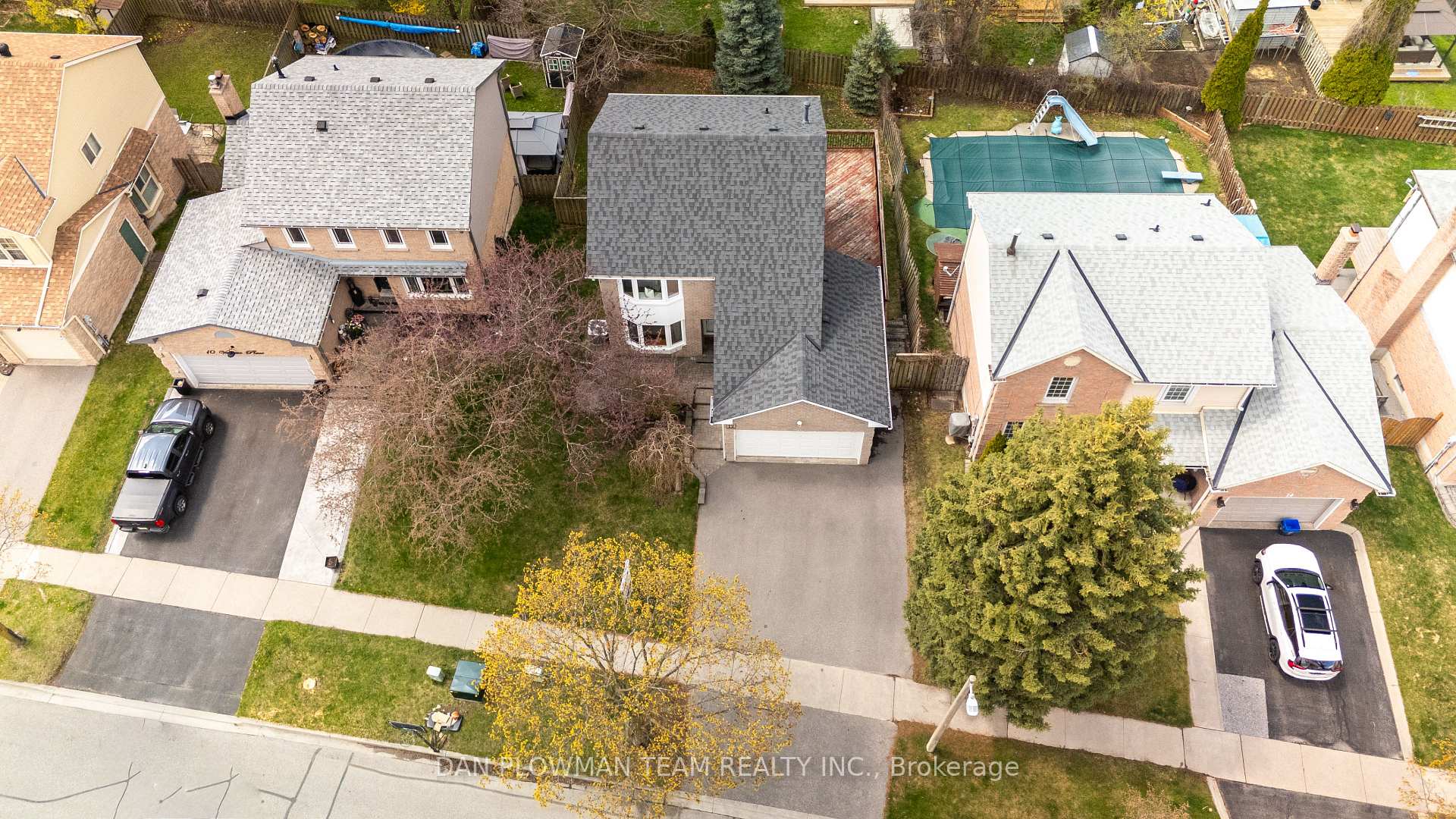 Photo 39 of 12 Vanessa Place, Whitby, Blue Grass Meadows — HOMEH