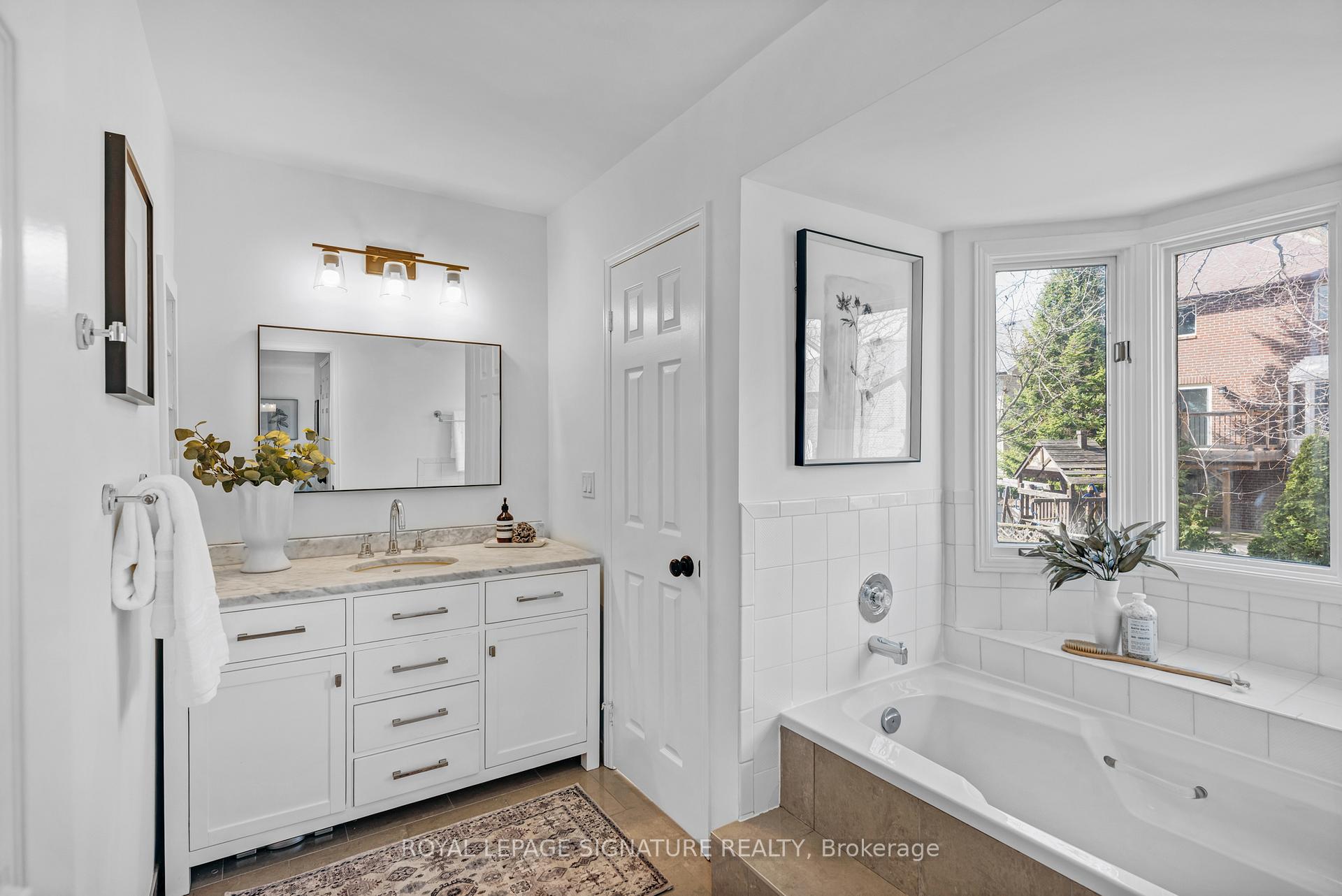 Photo 17 of 1575 Heathside Crescent, Pickering, Liverpool — HOMEH