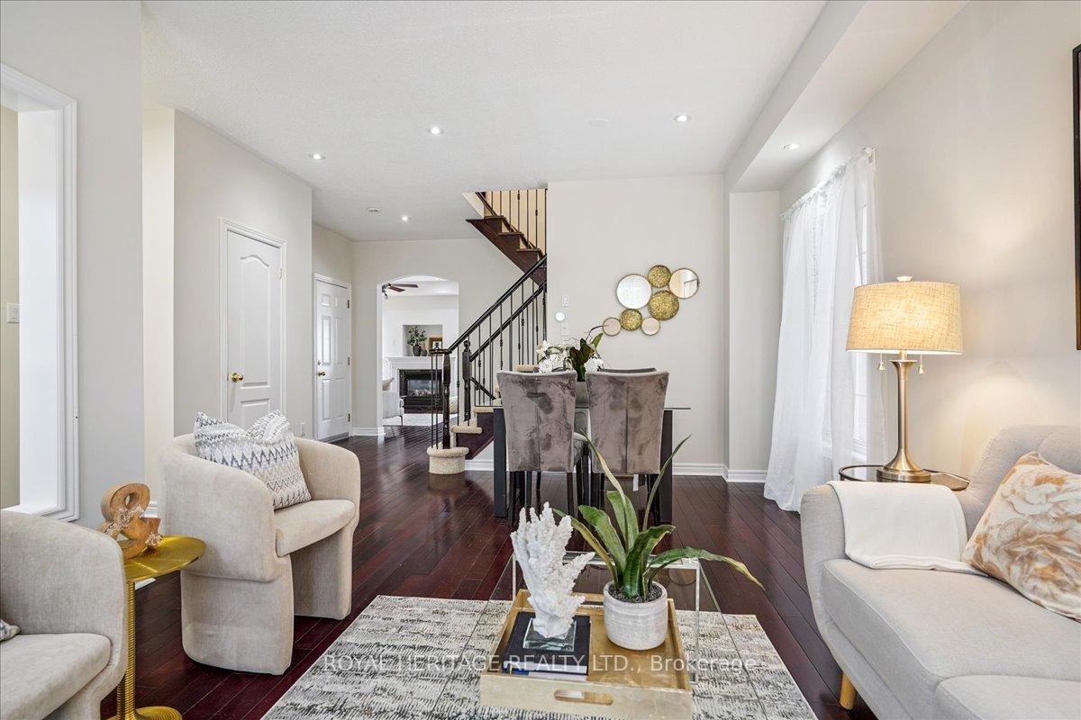 Photo 5 of 59 Styles Crescent, Ajax, Northeast Ajax — HOMEH