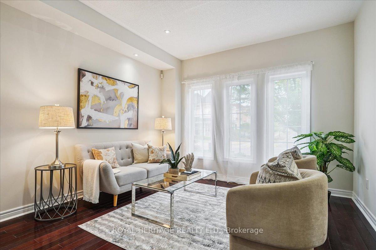 Photo 7 of 59 Styles Crescent, Ajax, Northeast Ajax — HOMEH