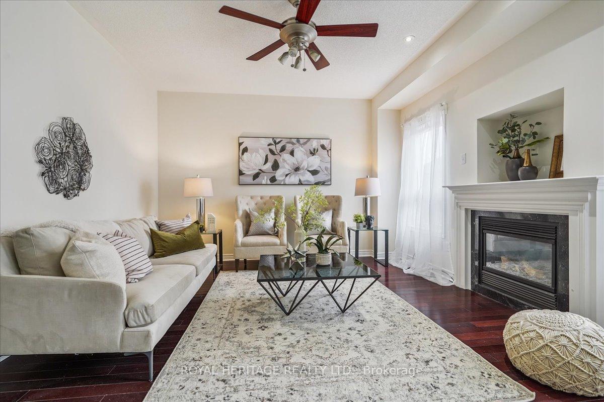 Photo 9 of 59 Styles Crescent, Ajax, Northeast Ajax — HOMEH