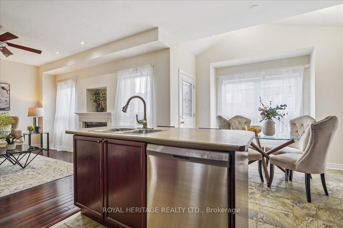 Photo 15 of 59 Styles Crescent, Ajax, Northeast Ajax — HOMEH