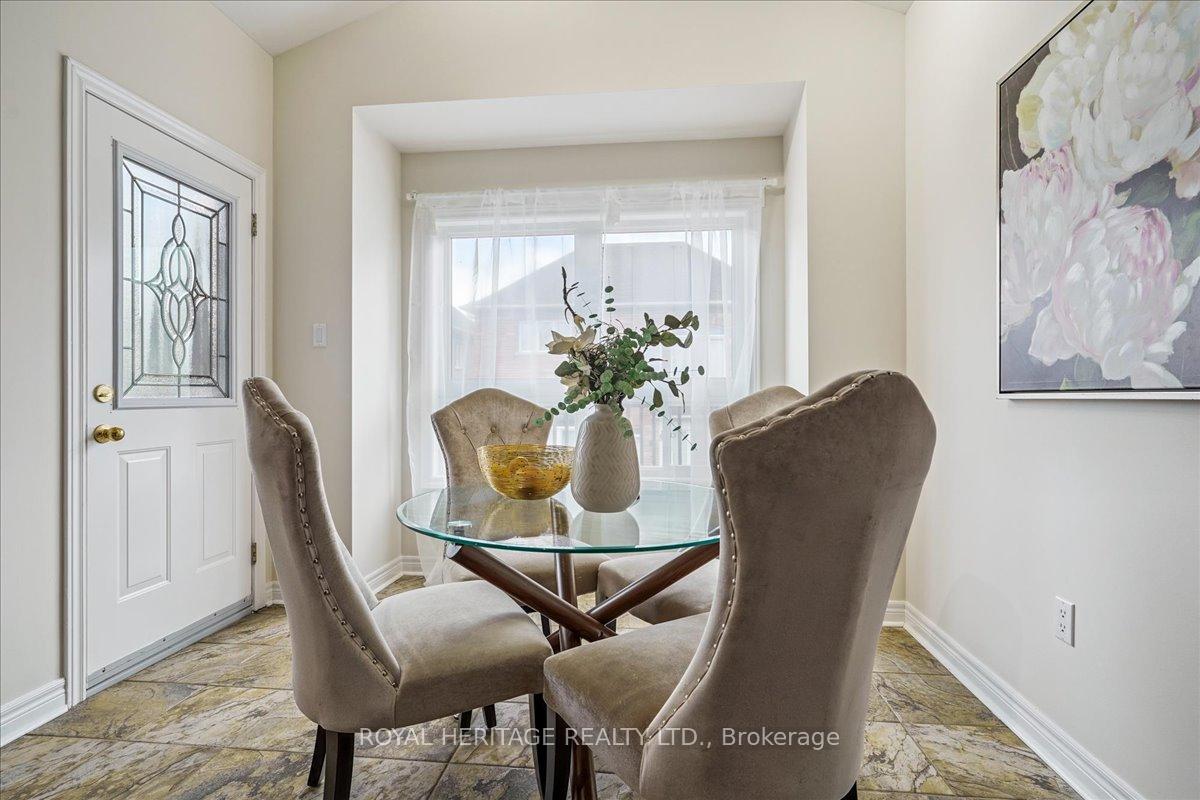 Photo 16 of 59 Styles Crescent, Ajax, Northeast Ajax — HOMEH