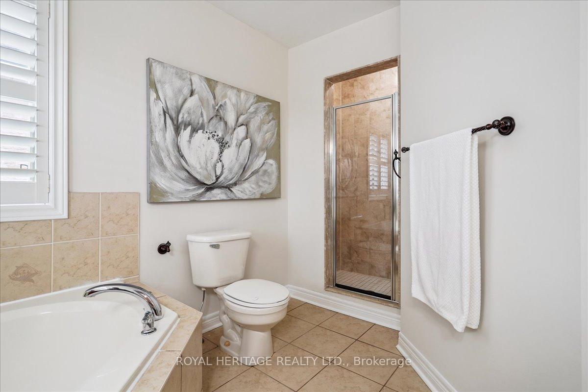 Photo 22 of 59 Styles Crescent, Ajax, Northeast Ajax — HOMEH