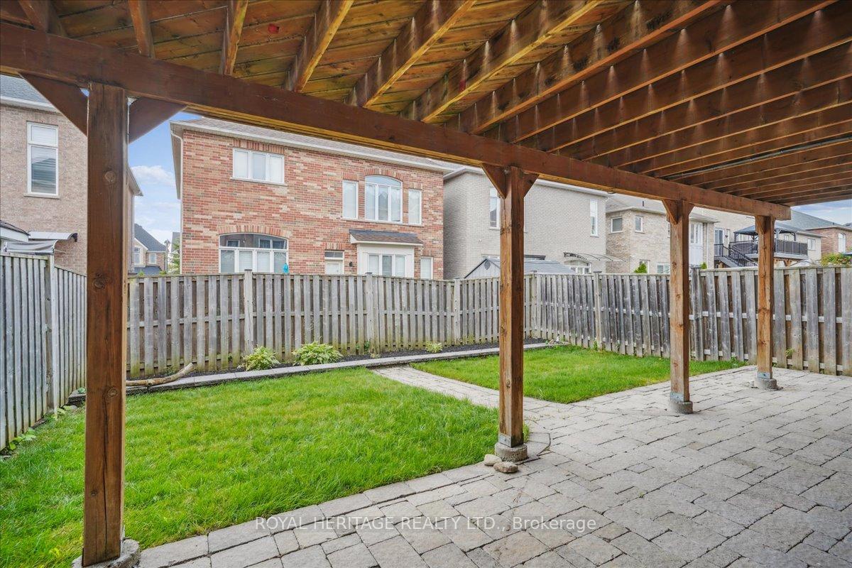 Photo 38 of 59 Styles Crescent, Ajax, Northeast Ajax — HOMEH