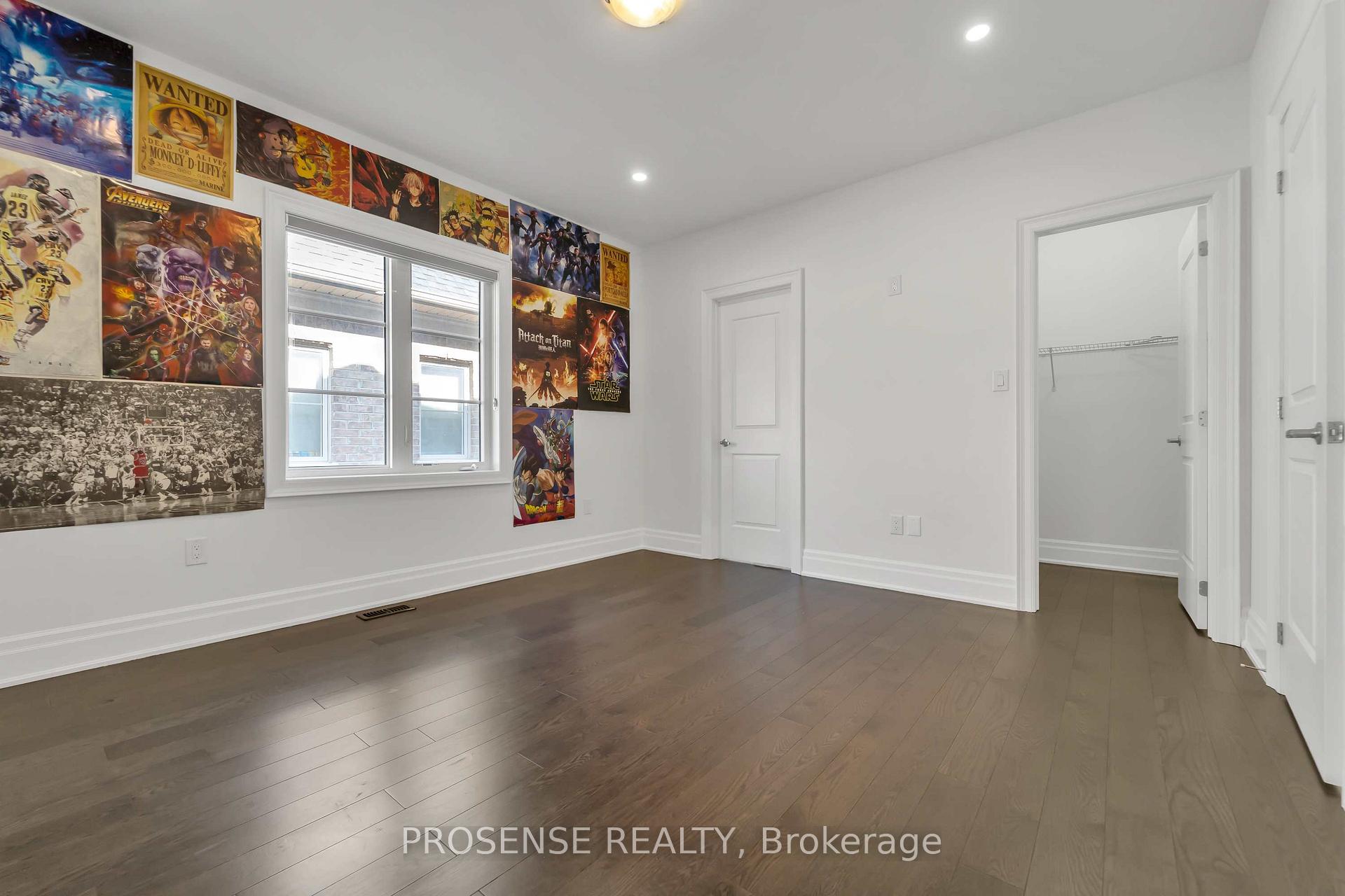 Photo 26 of 32 Rolling Green Court, Vaughan, Kleinburg — HOMEH