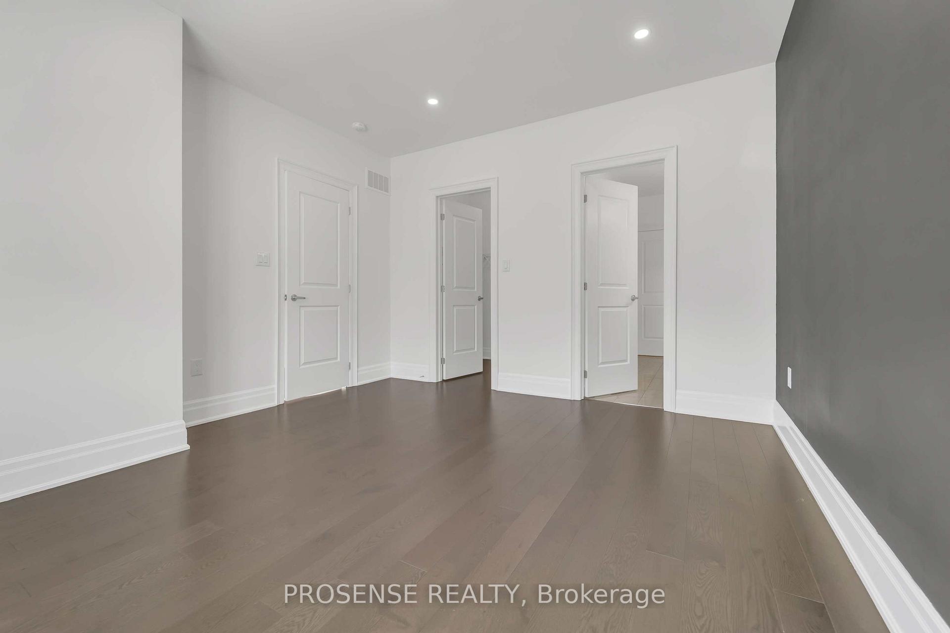 Photo 30 of 32 Rolling Green Court, Vaughan, Kleinburg — HOMEH