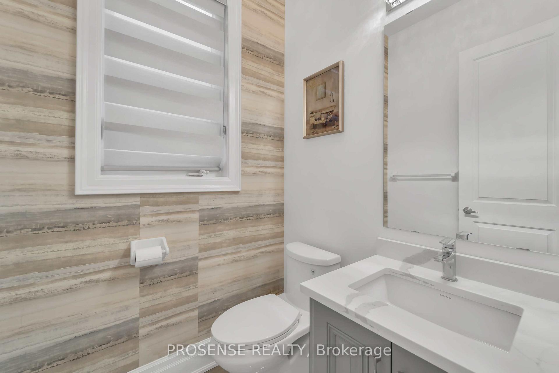 Photo 35 of 32 Rolling Green Court, Vaughan, Kleinburg — HOMEH