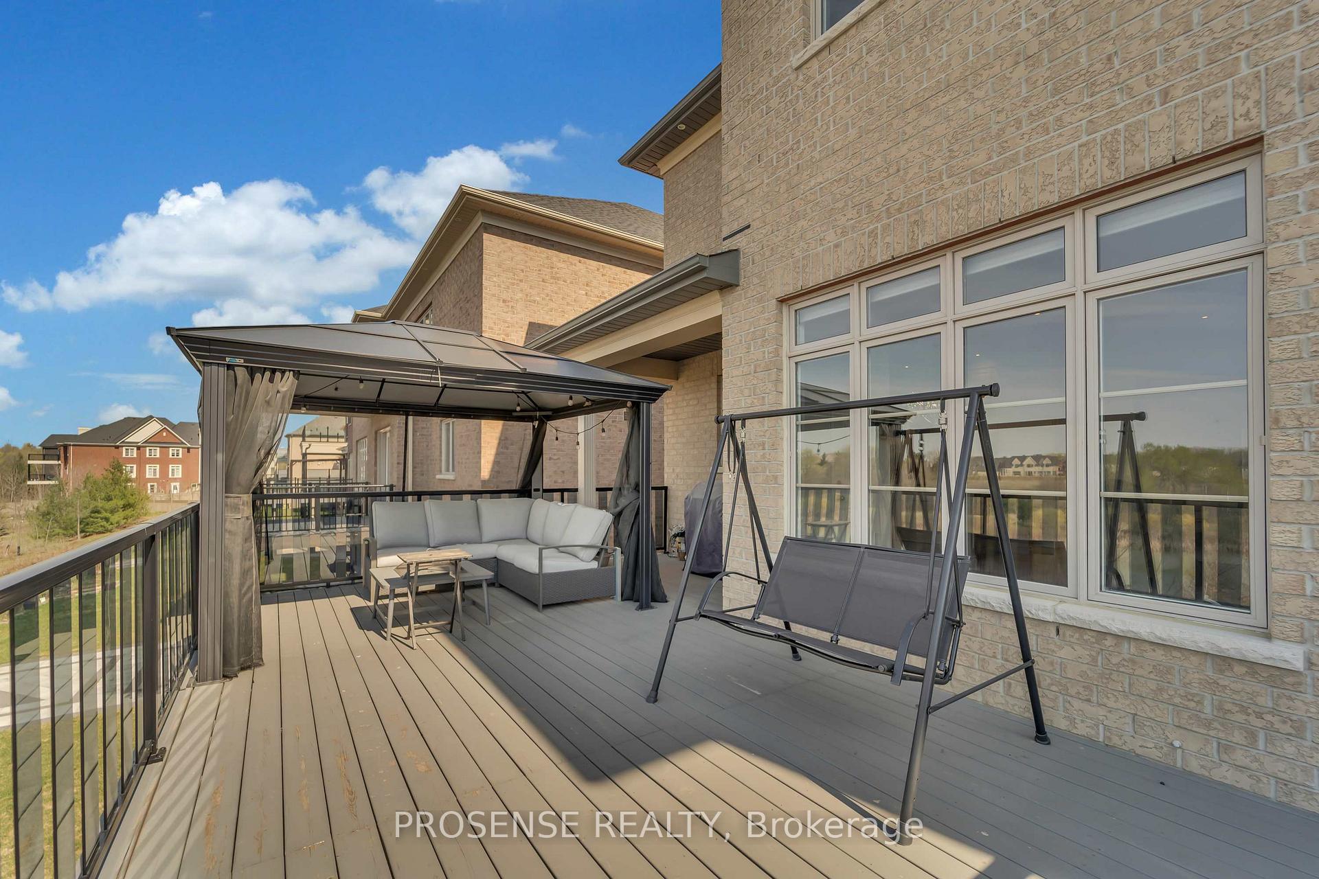 Photo 36 of 32 Rolling Green Court, Vaughan, Kleinburg — HOMEH