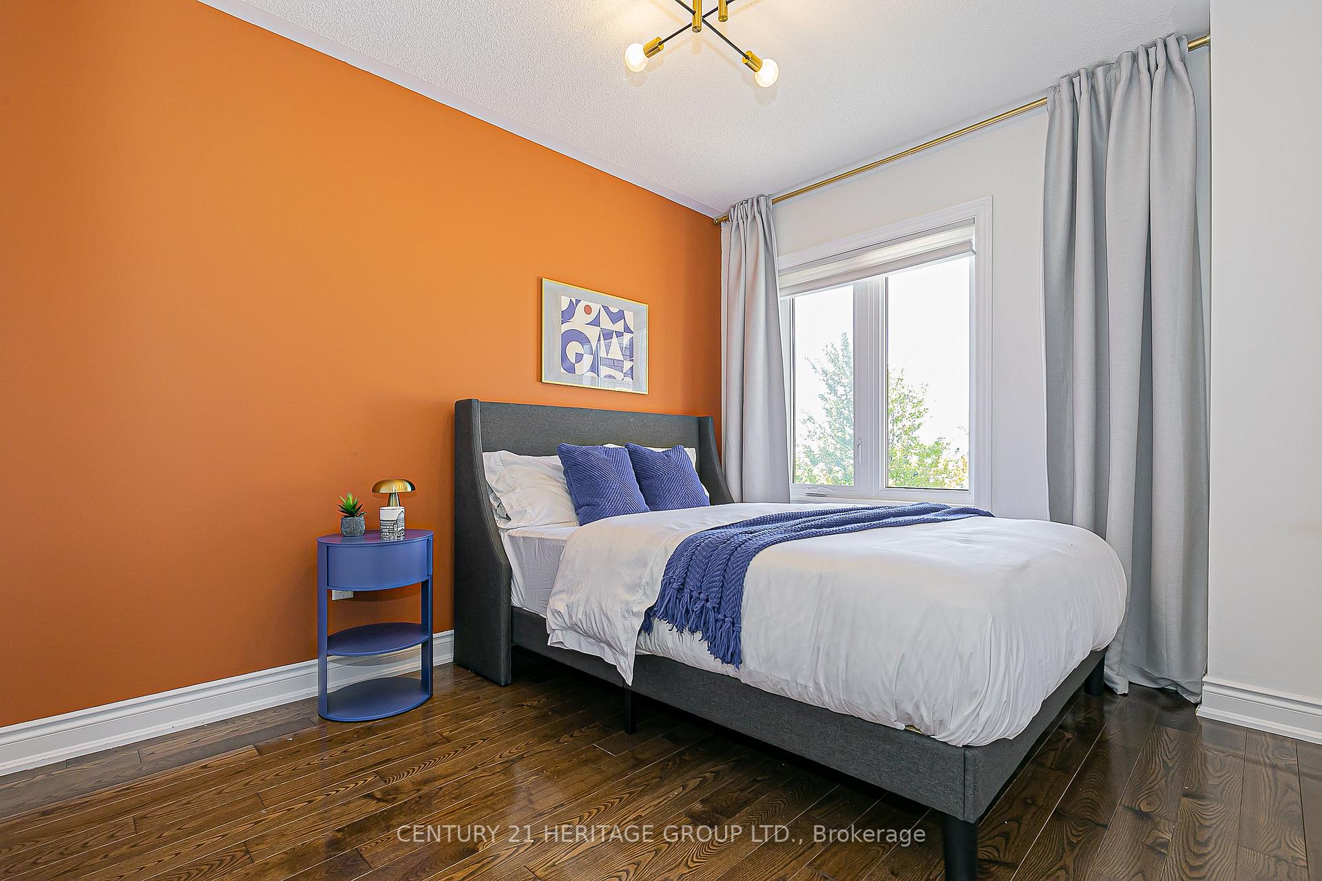 Photo 20 of 37 Peak Point Boulevard, Vaughan, Rural Vaughan — HOMEH
