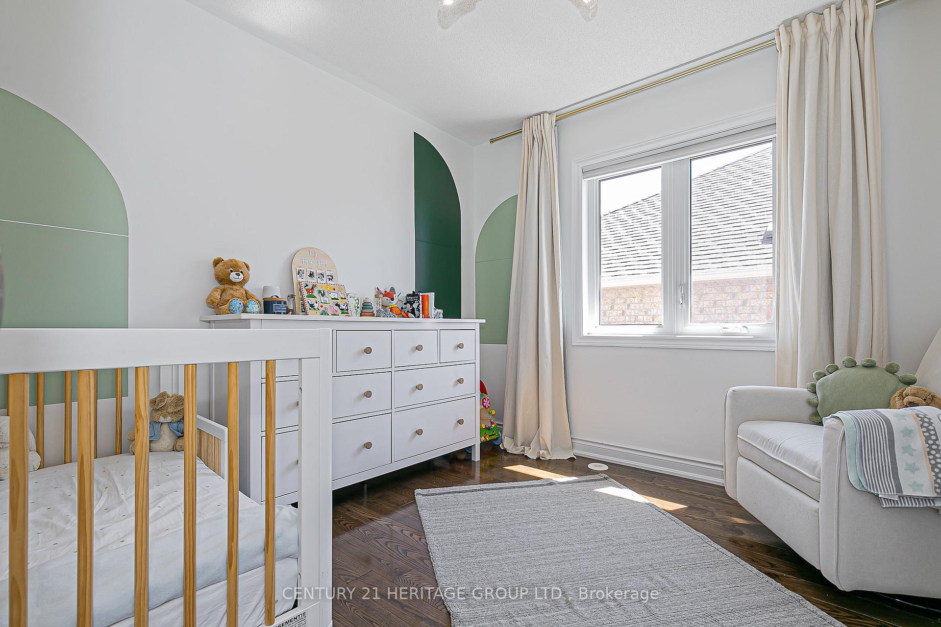 Photo 21 of 37 Peak Point Boulevard, Vaughan, Rural Vaughan — HOMEH