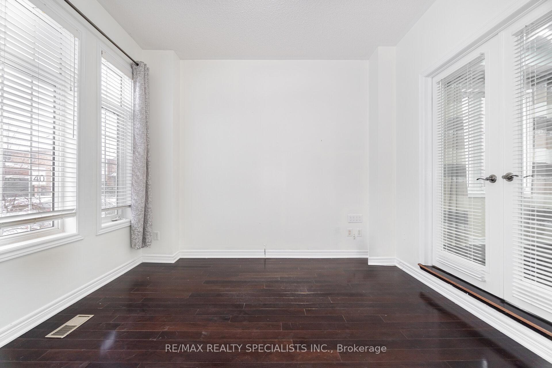 Photo 16 of 17 Montcalm Boulevard, Vaughan, Vellore Village — HOMEH