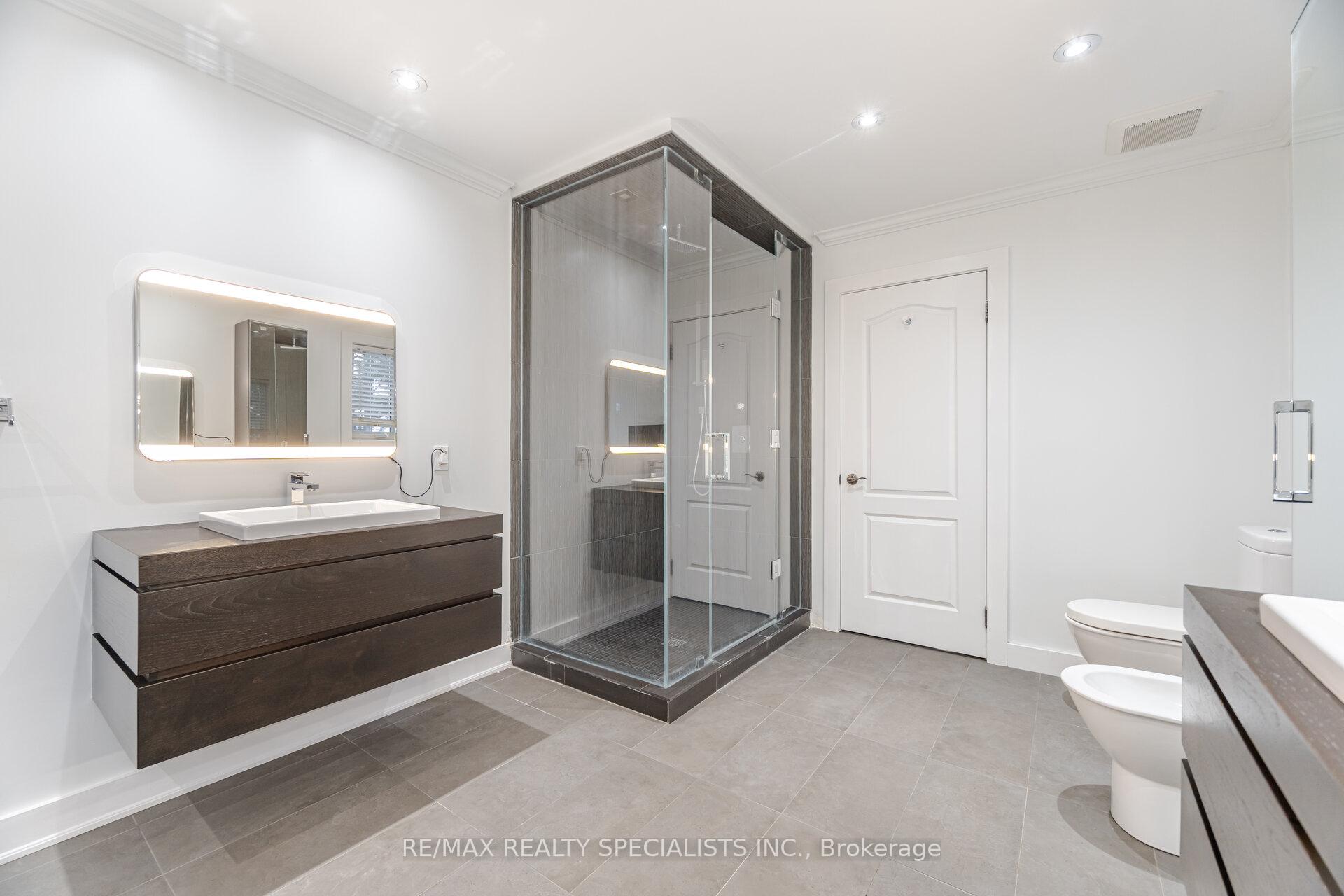 Photo 24 of 17 Montcalm Boulevard, Vaughan, Vellore Village — HOMEH