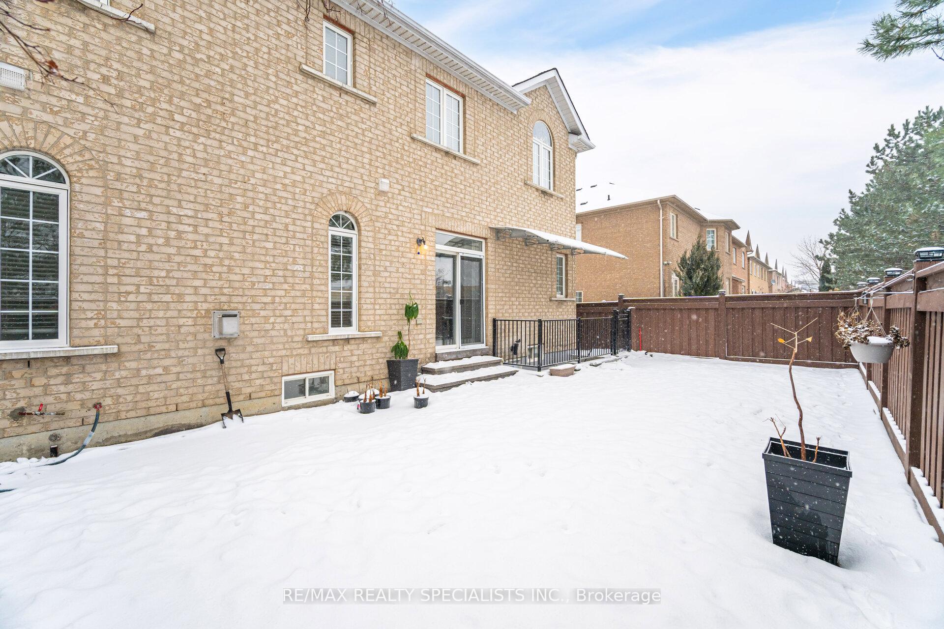 Photo 39 of 17 Montcalm Boulevard, Vaughan, Vellore Village — HOMEH