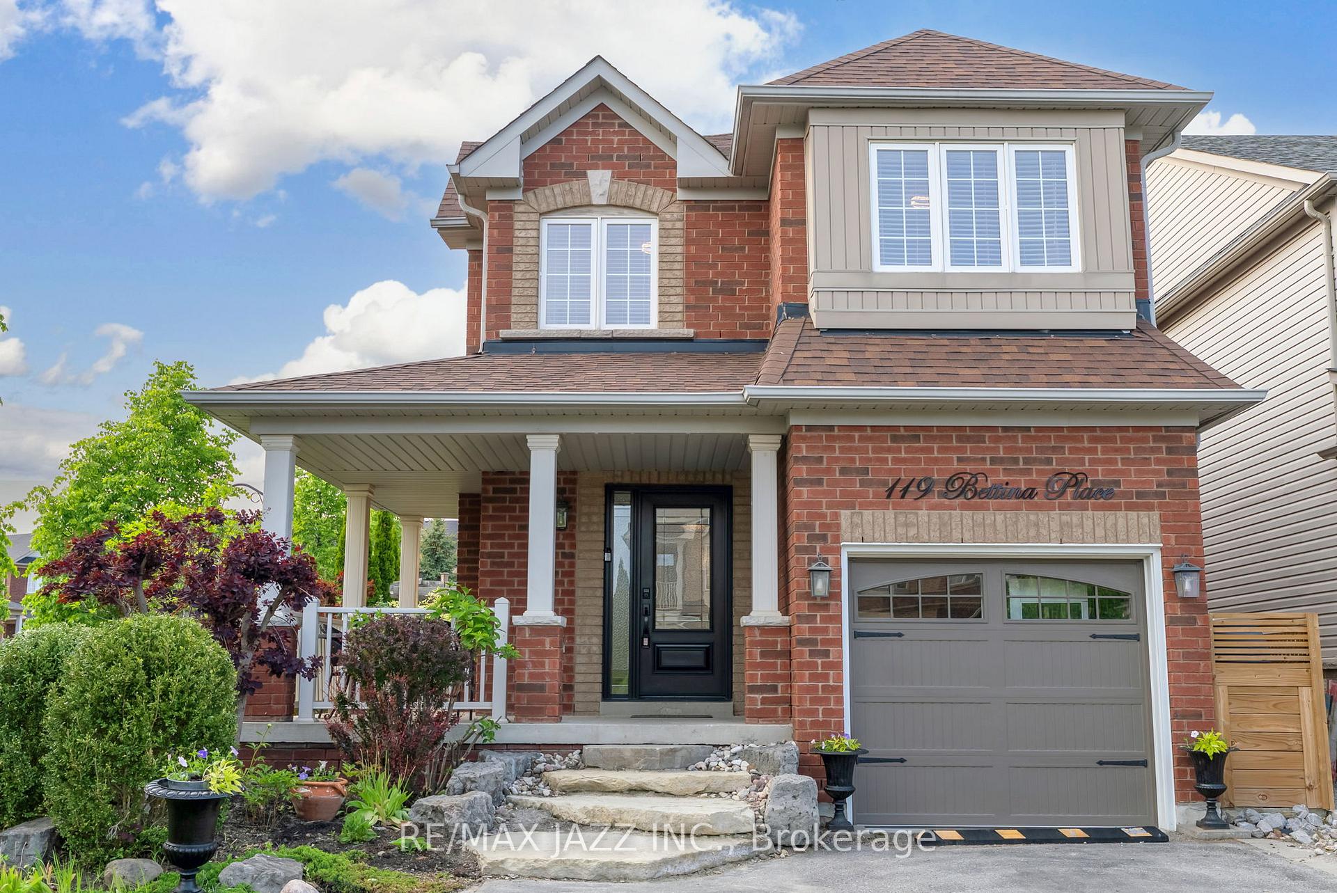 Photo 2 of 119 Bettina Place, Whitby, Rolling Acres — HOMEH