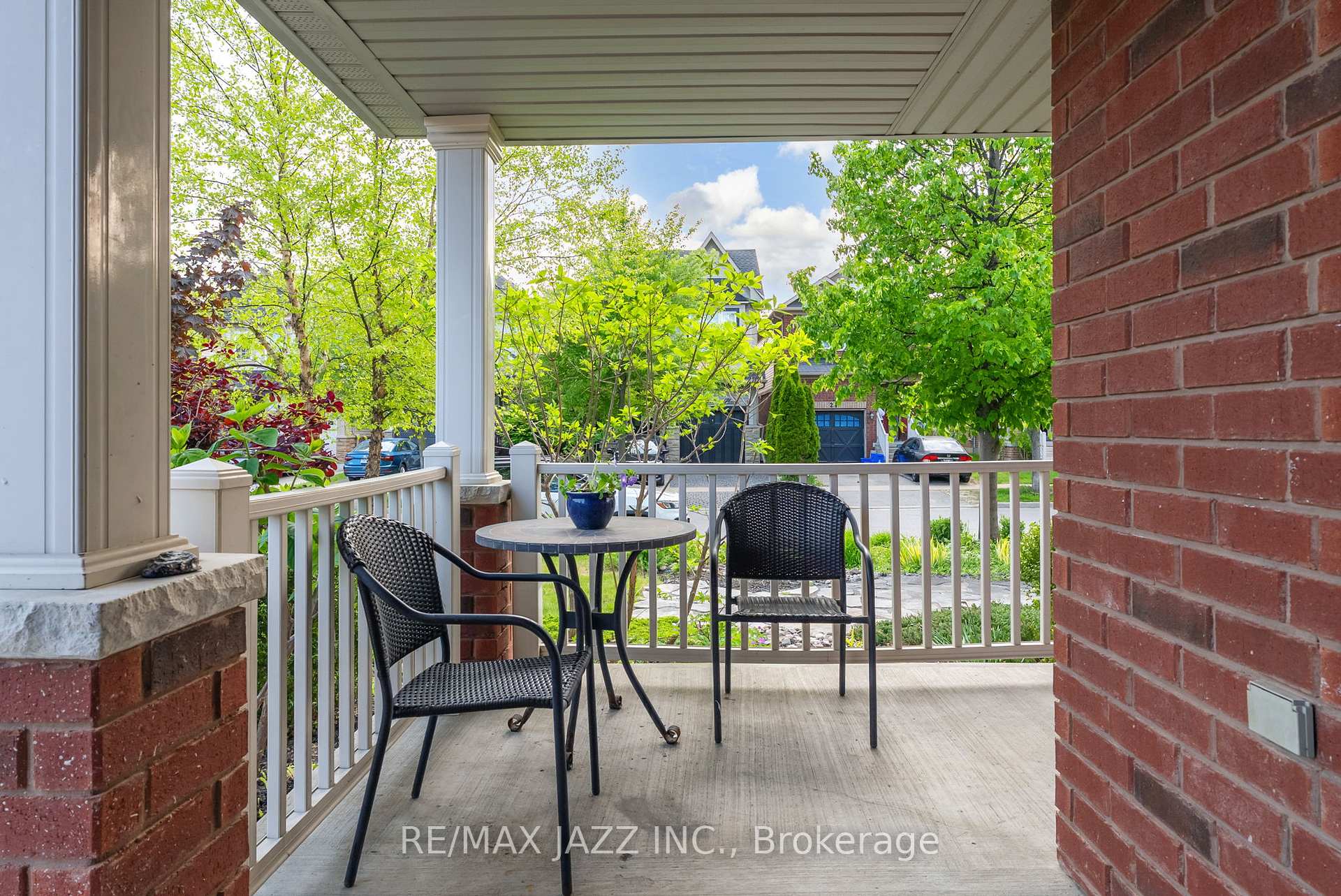Photo 5 of 119 Bettina Place, Whitby, Rolling Acres — HOMEH