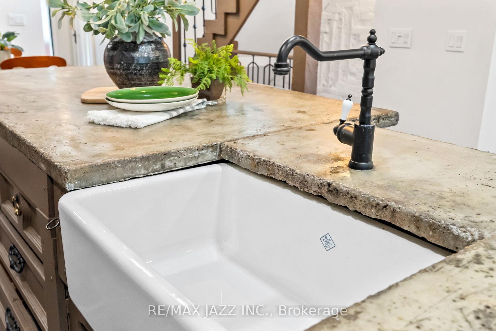 Photo 14 of 119 Bettina Place, Whitby, Rolling Acres — HOMEH