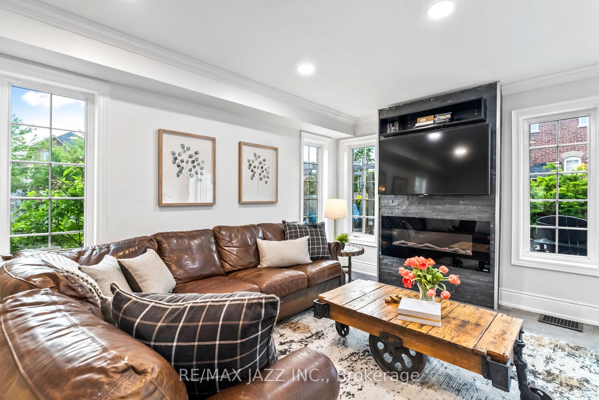 Photo 20 of 119 Bettina Place, Whitby, Rolling Acres — HOMEH