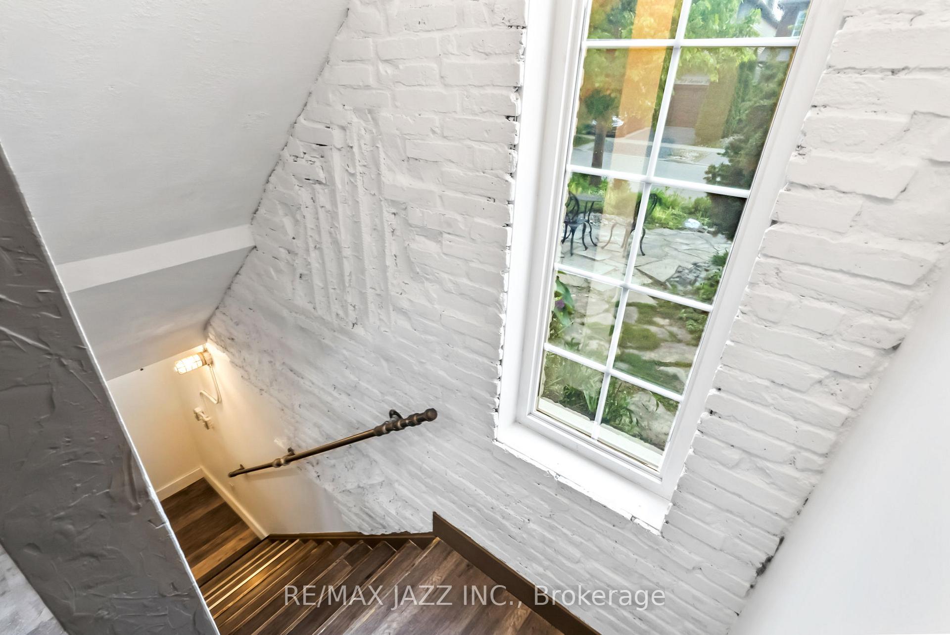 Photo 37 of 119 Bettina Place, Whitby, Rolling Acres — HOMEH
