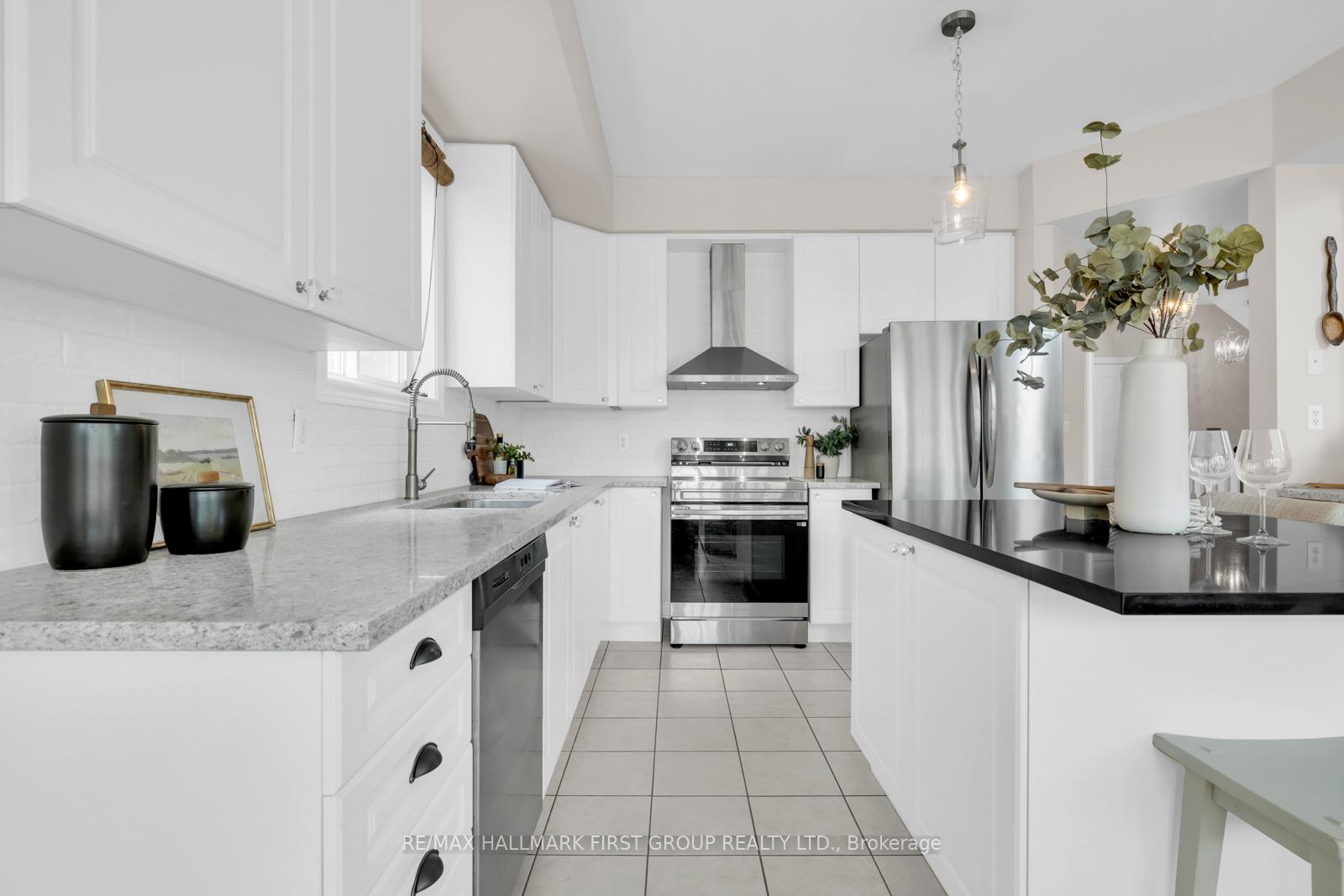 Photo 11 of 80 Darius Harns Drive, Whitby, Brooklin — HOMEH
