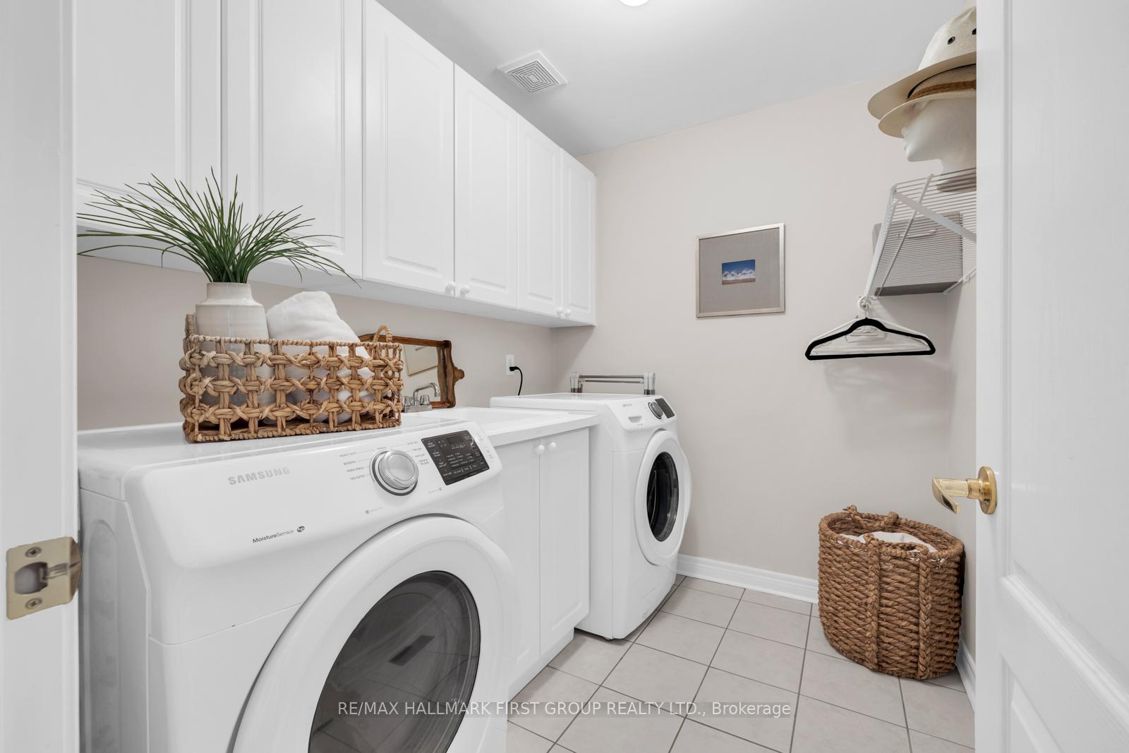 Photo 18 of 80 Darius Harns Drive, Whitby, Brooklin — HOMEH