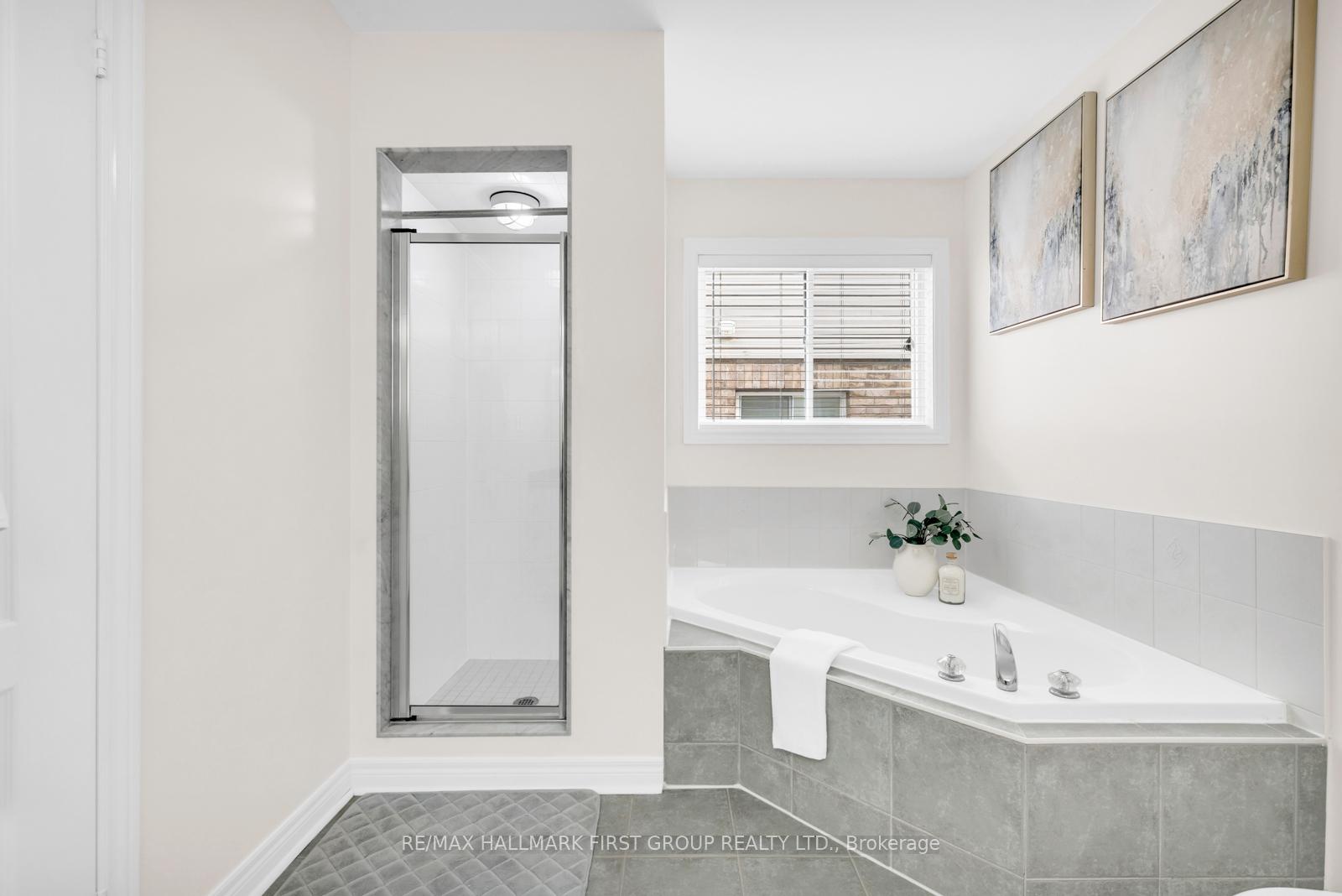 Photo 22 of 80 Darius Harns Drive, Whitby, Brooklin — HOMEH