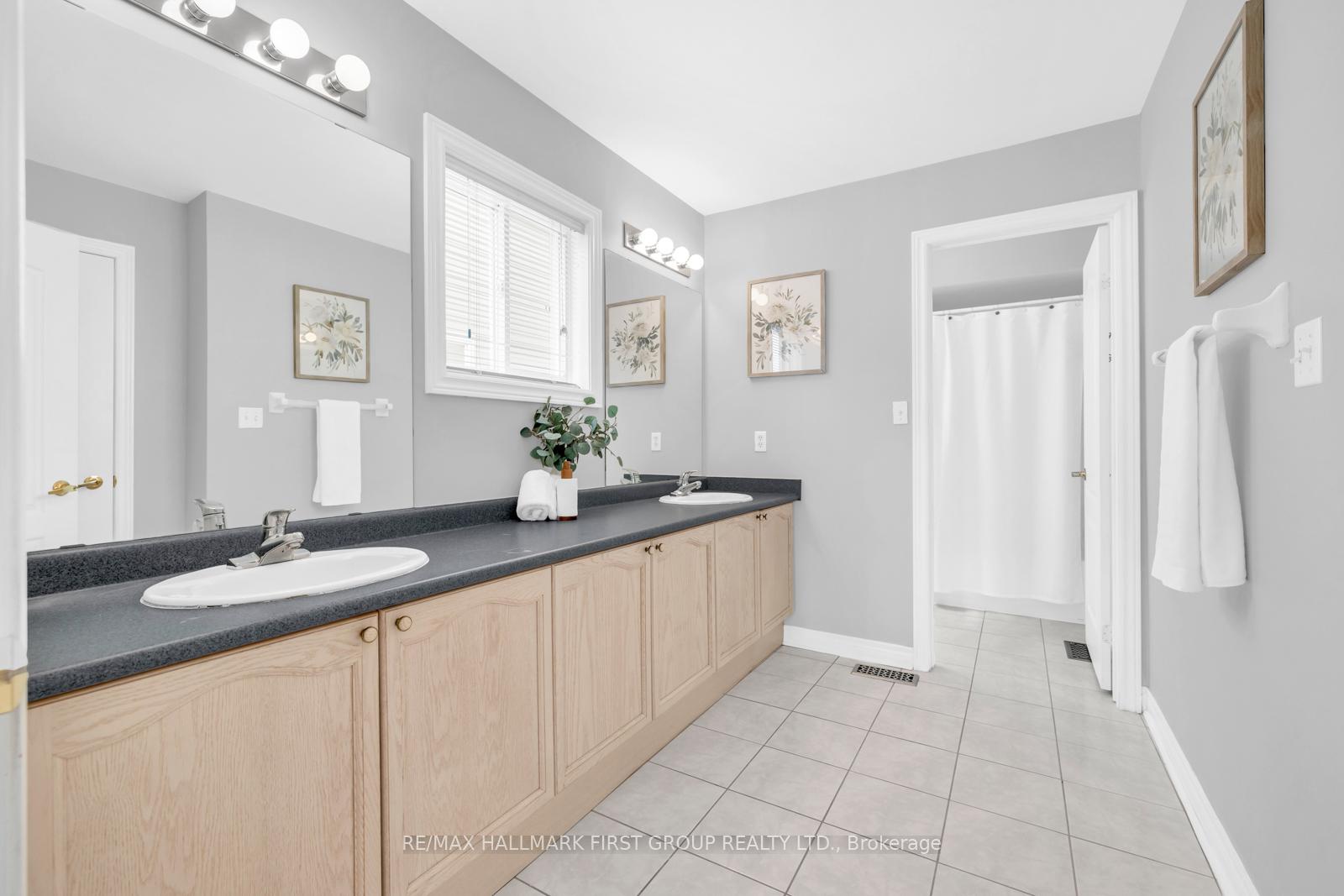 Photo 27 of 80 Darius Harns Drive, Whitby, Brooklin — HOMEH