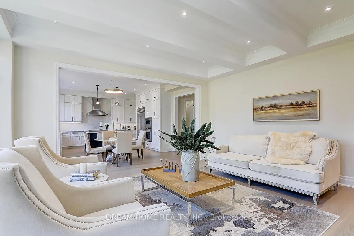 Photo 6 of 459 Via Romano Boulevard, Vaughan, Patterson — HOMEH