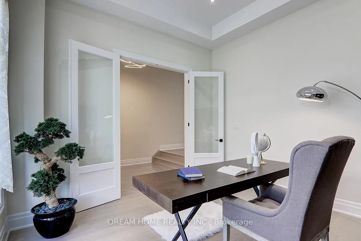 Photo 13 of 459 Via Romano Boulevard, Vaughan, Patterson — HOMEH