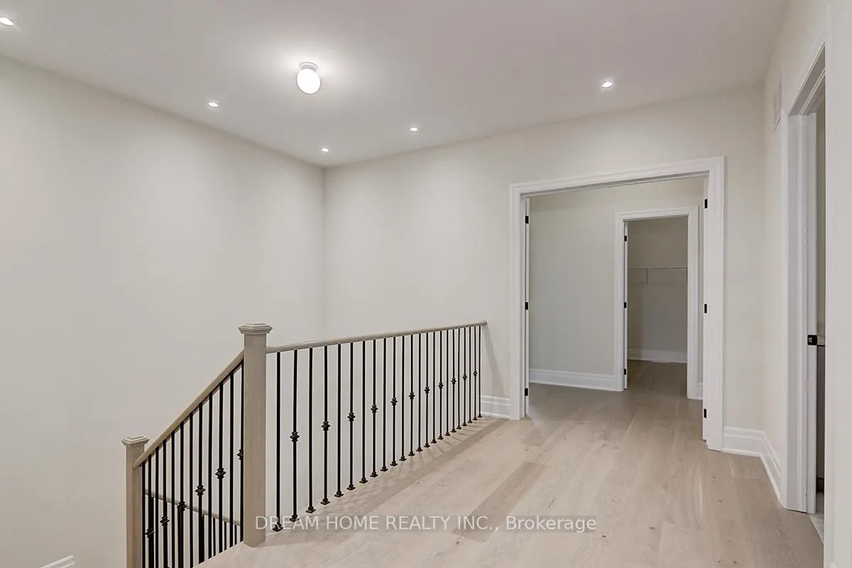Photo 24 of 459 Via Romano Boulevard, Vaughan, Patterson — HOMEH