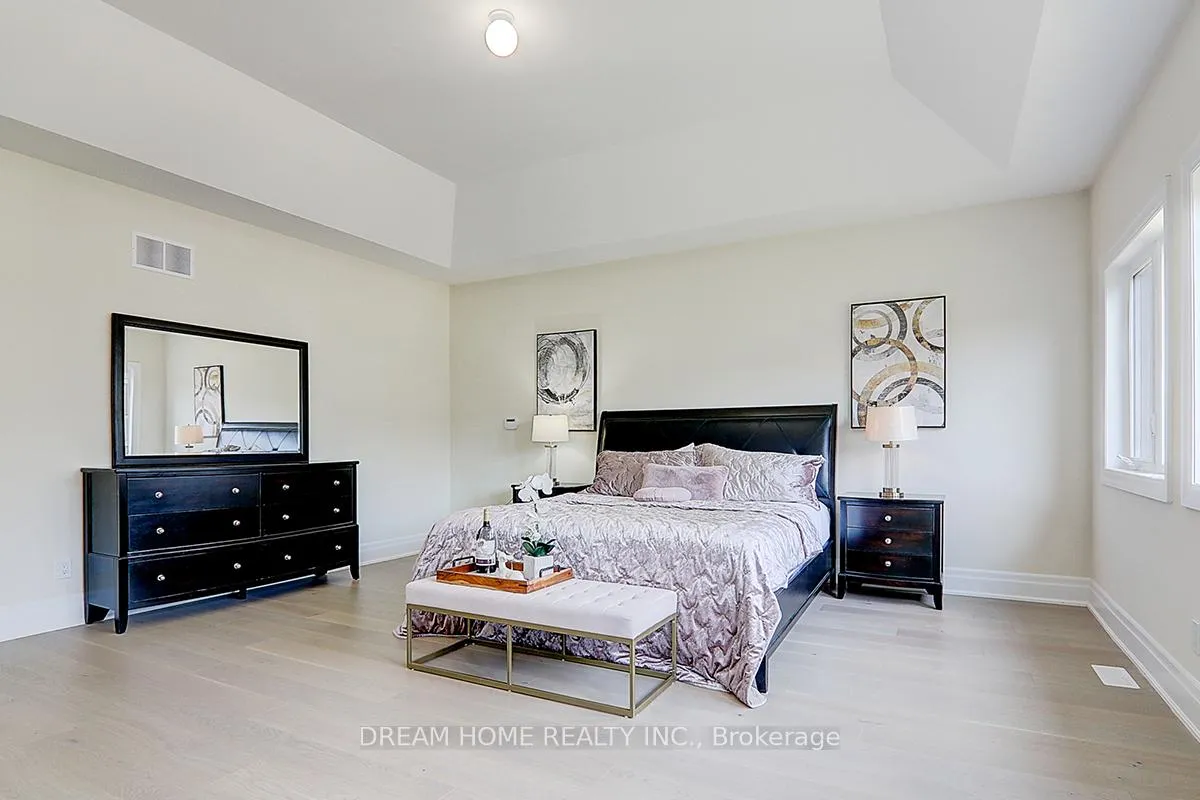 Photo 28 of 459 Via Romano Boulevard, Vaughan, Patterson — HOMEH